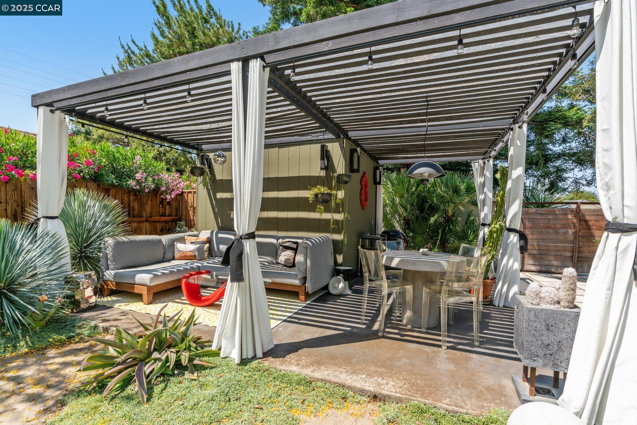 Detail Gallery Image 48 of 58 For 232 Clyde Dr, Walnut Creek,  CA 94598 - 4 Beds | 2 Baths