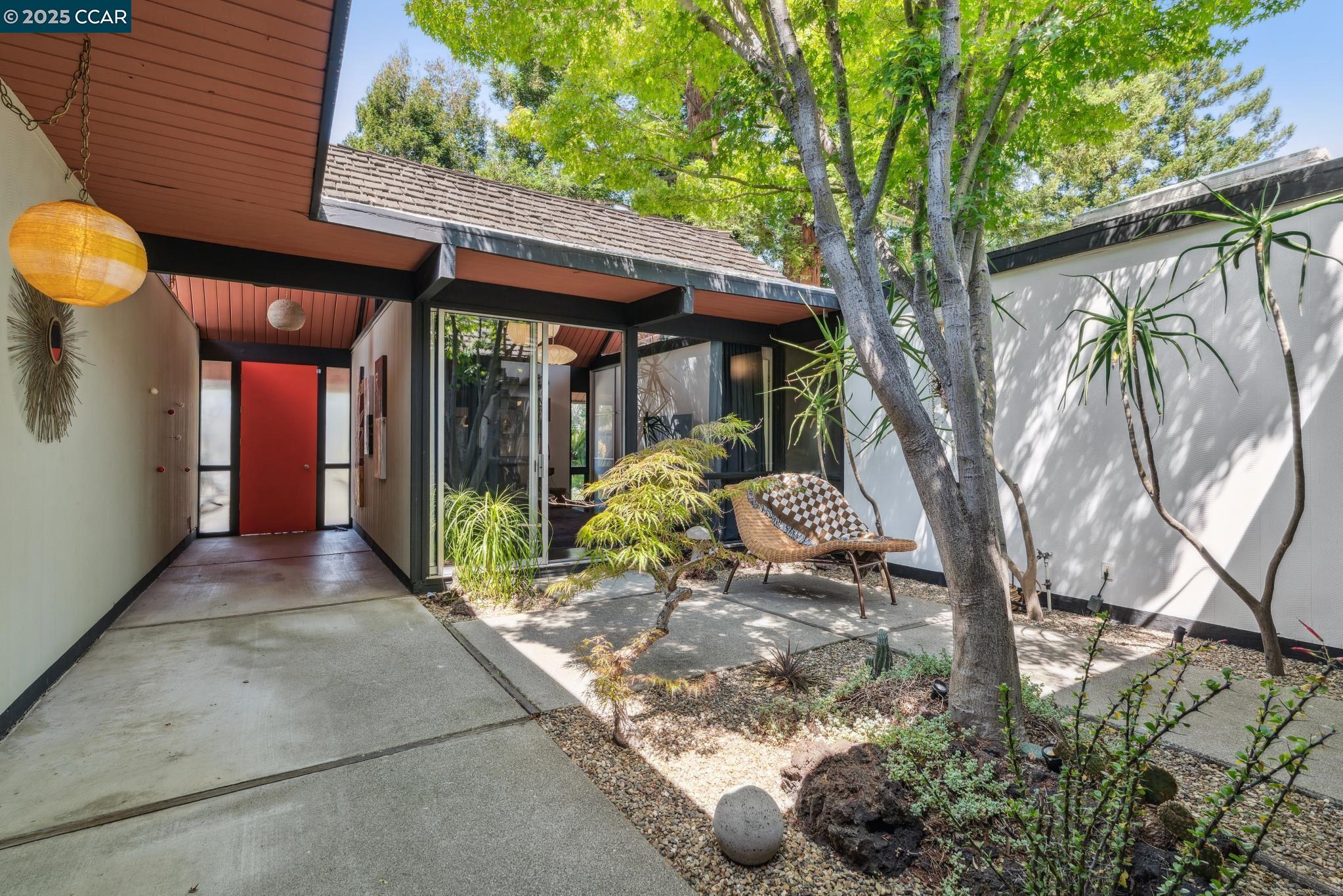 Detail Gallery Image 9 of 58 For 232 Clyde Dr, Walnut Creek,  CA 94598 - 4 Beds | 2 Baths