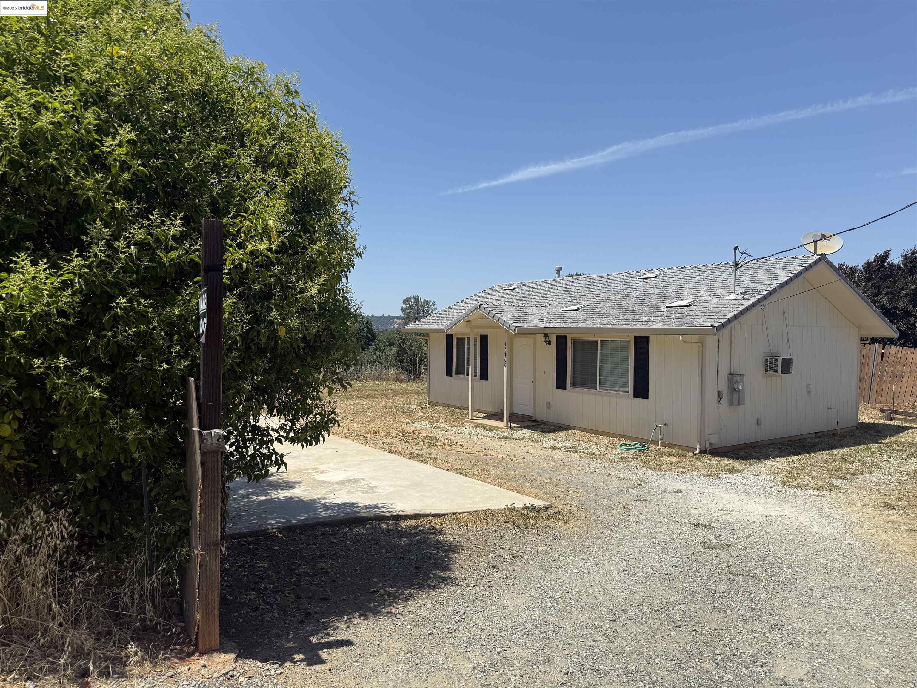 Detail Gallery Image 1 of 31 For 16100 Jacksonville Rd., Jamestown,  CA 95327 - 2 Beds | 1 Baths