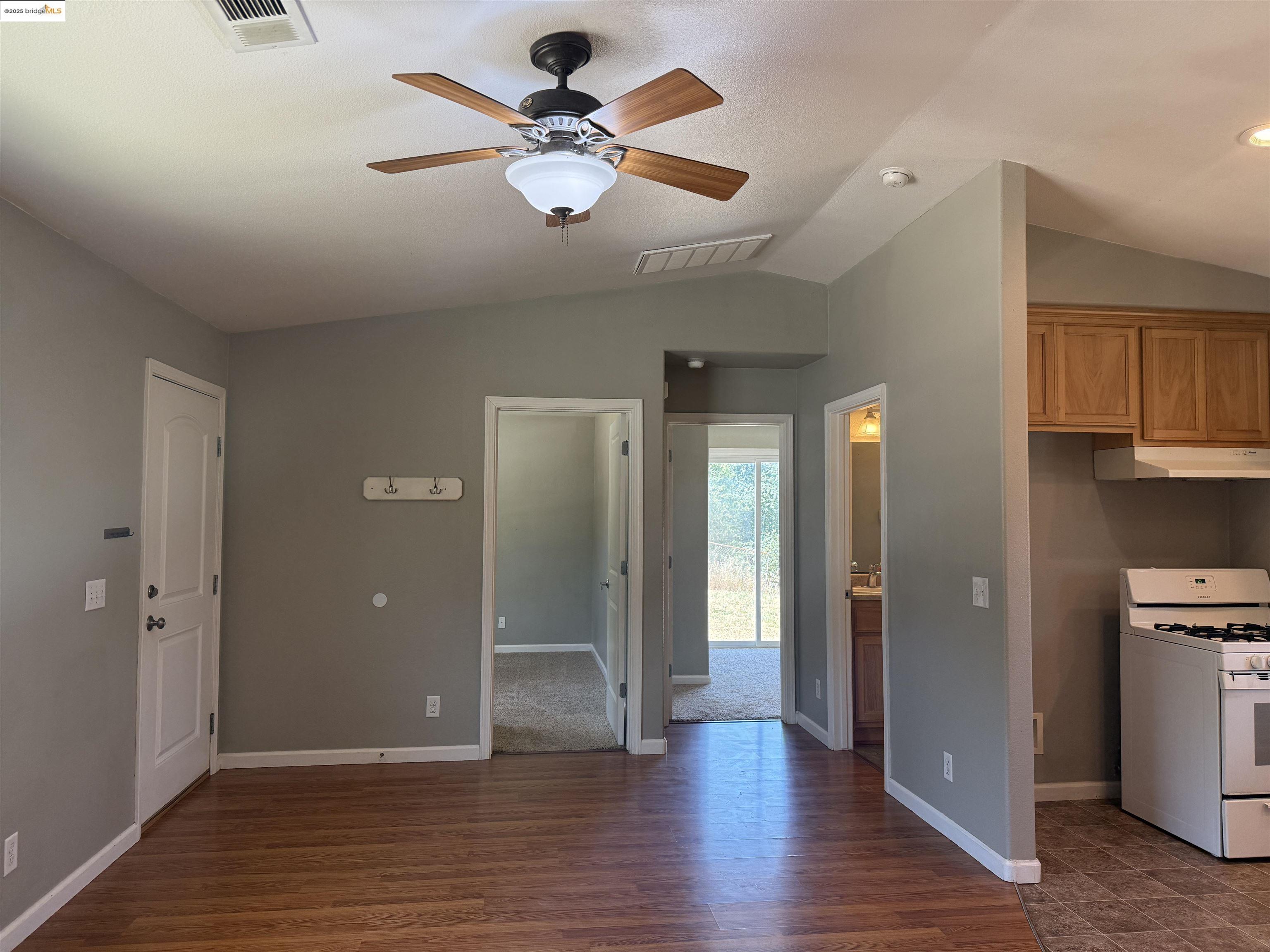 Detail Gallery Image 14 of 31 For 16100 Jacksonville Rd., Jamestown,  CA 95327 - 2 Beds | 1 Baths