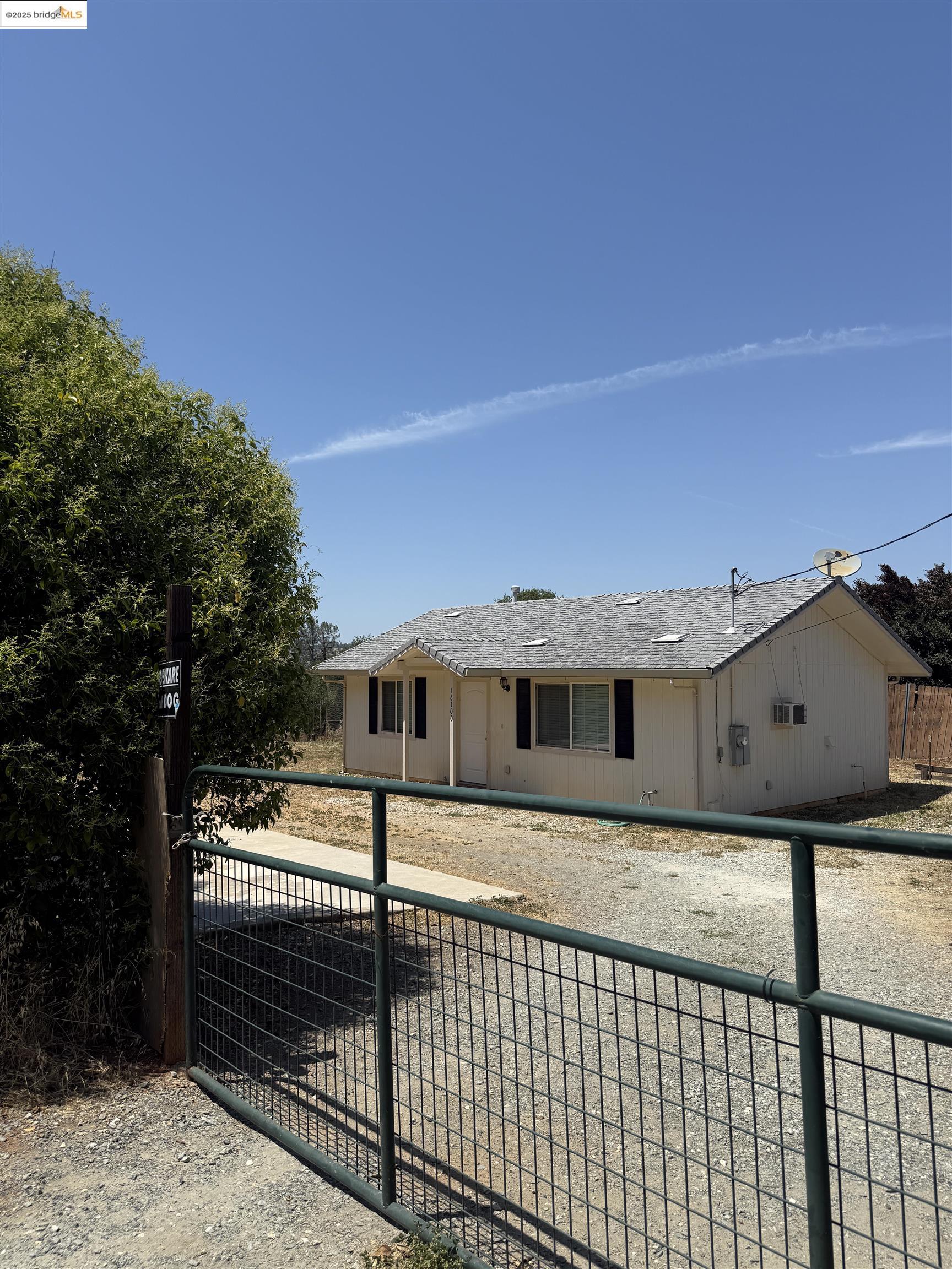 Detail Gallery Image 5 of 31 For 16100 Jacksonville Rd., Jamestown,  CA 95327 - 2 Beds | 1 Baths