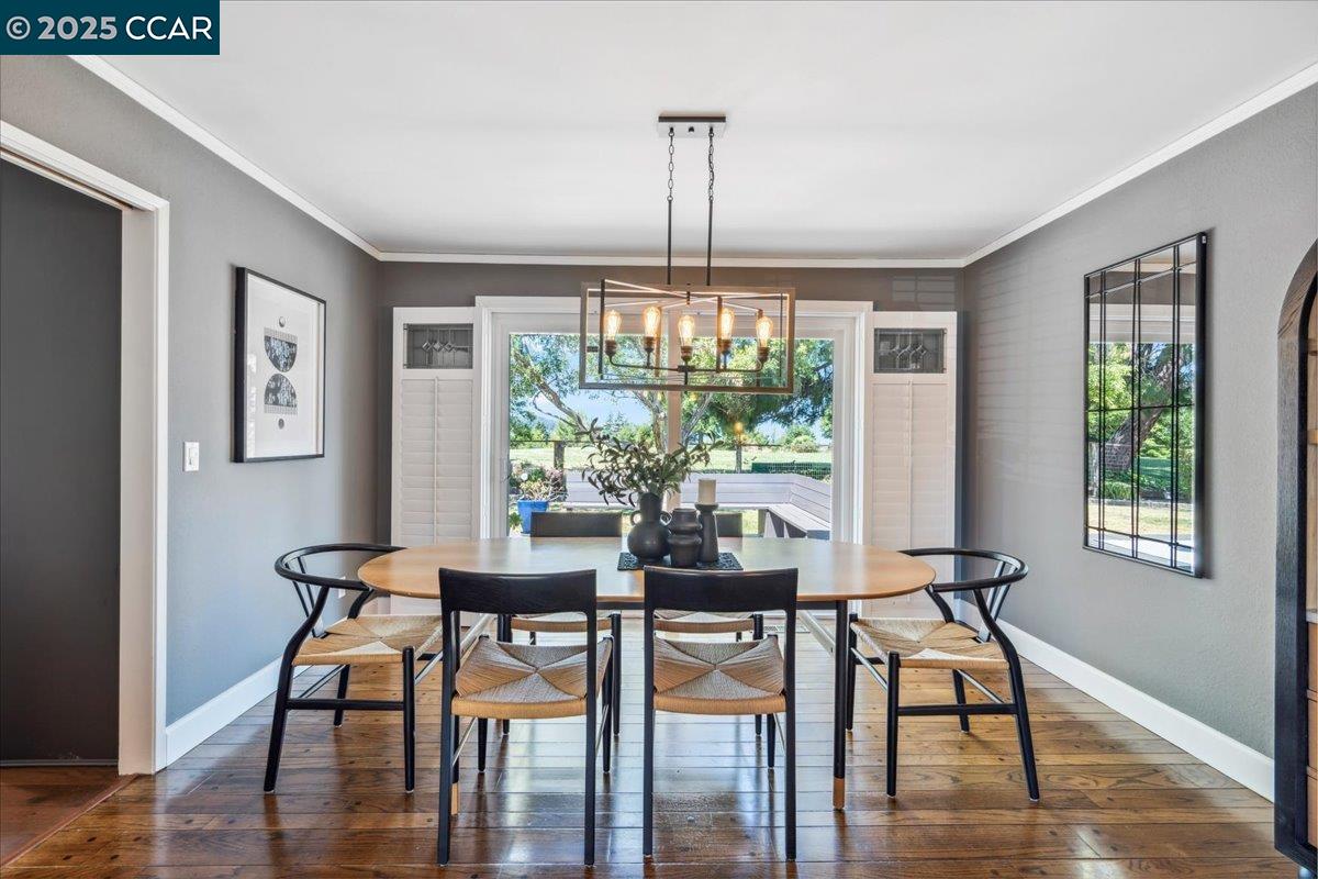 Detail Gallery Image 12 of 59 For 739 Devils Drop Ct, Richmond,  CA 94803 - 6 Beds | 2/1 Baths