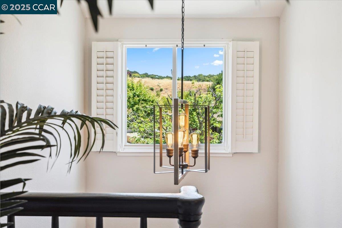 Detail Gallery Image 32 of 59 For 739 Devils Drop Ct, Richmond,  CA 94803 - 6 Beds | 2/1 Baths