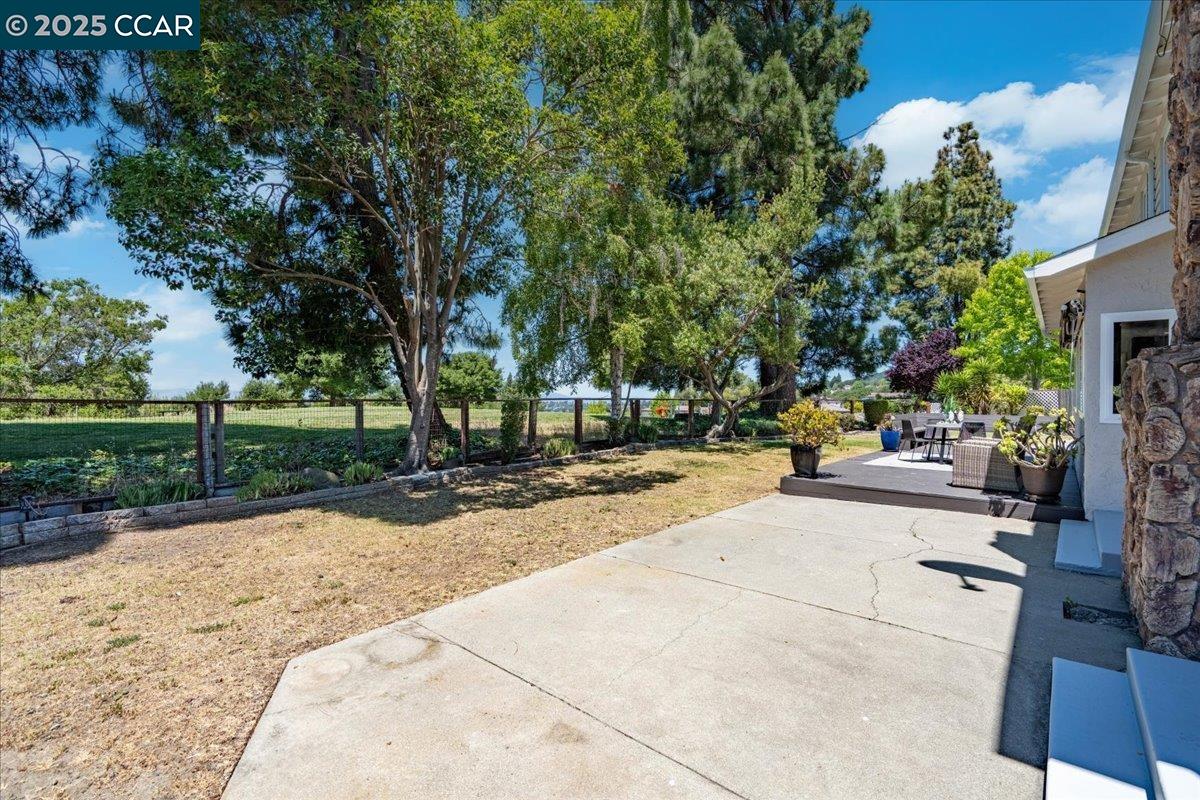 Detail Gallery Image 48 of 59 For 739 Devils Drop Ct, Richmond,  CA 94803 - 6 Beds | 2/1 Baths