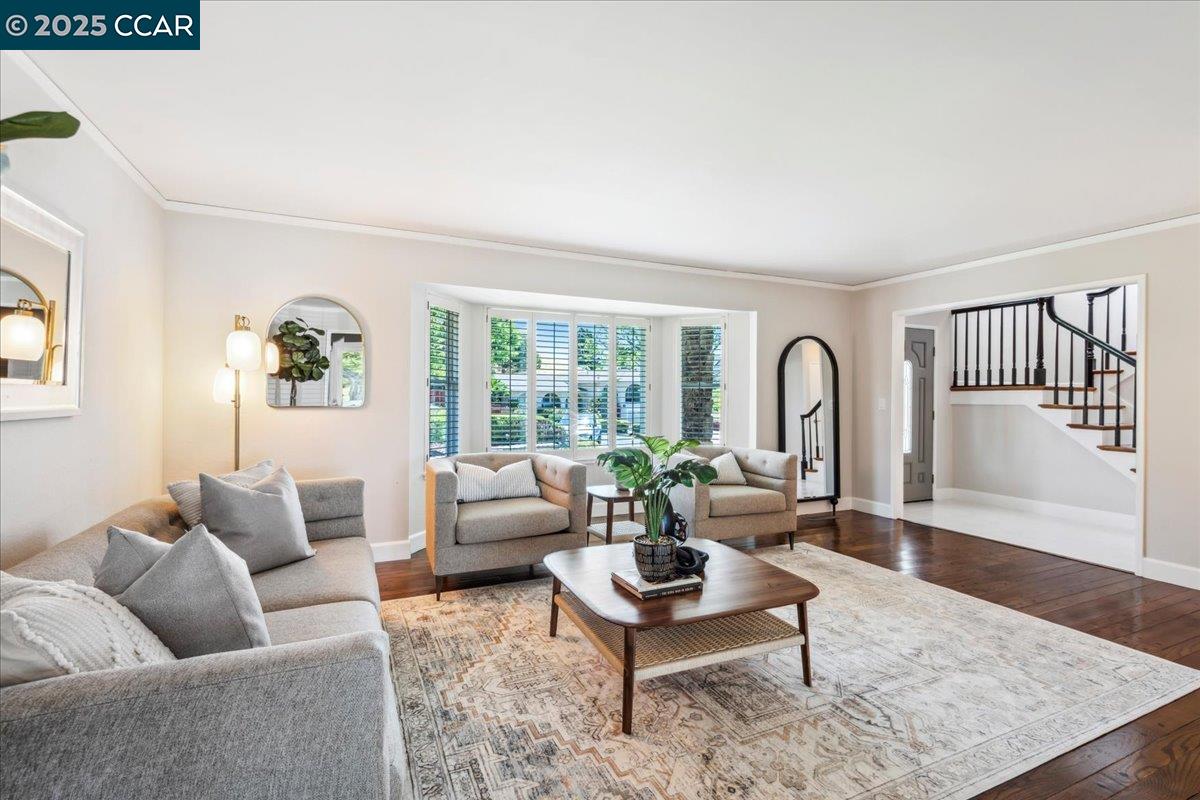 Detail Gallery Image 10 of 59 For 739 Devils Drop Ct, Richmond,  CA 94803 - 6 Beds | 2/1 Baths