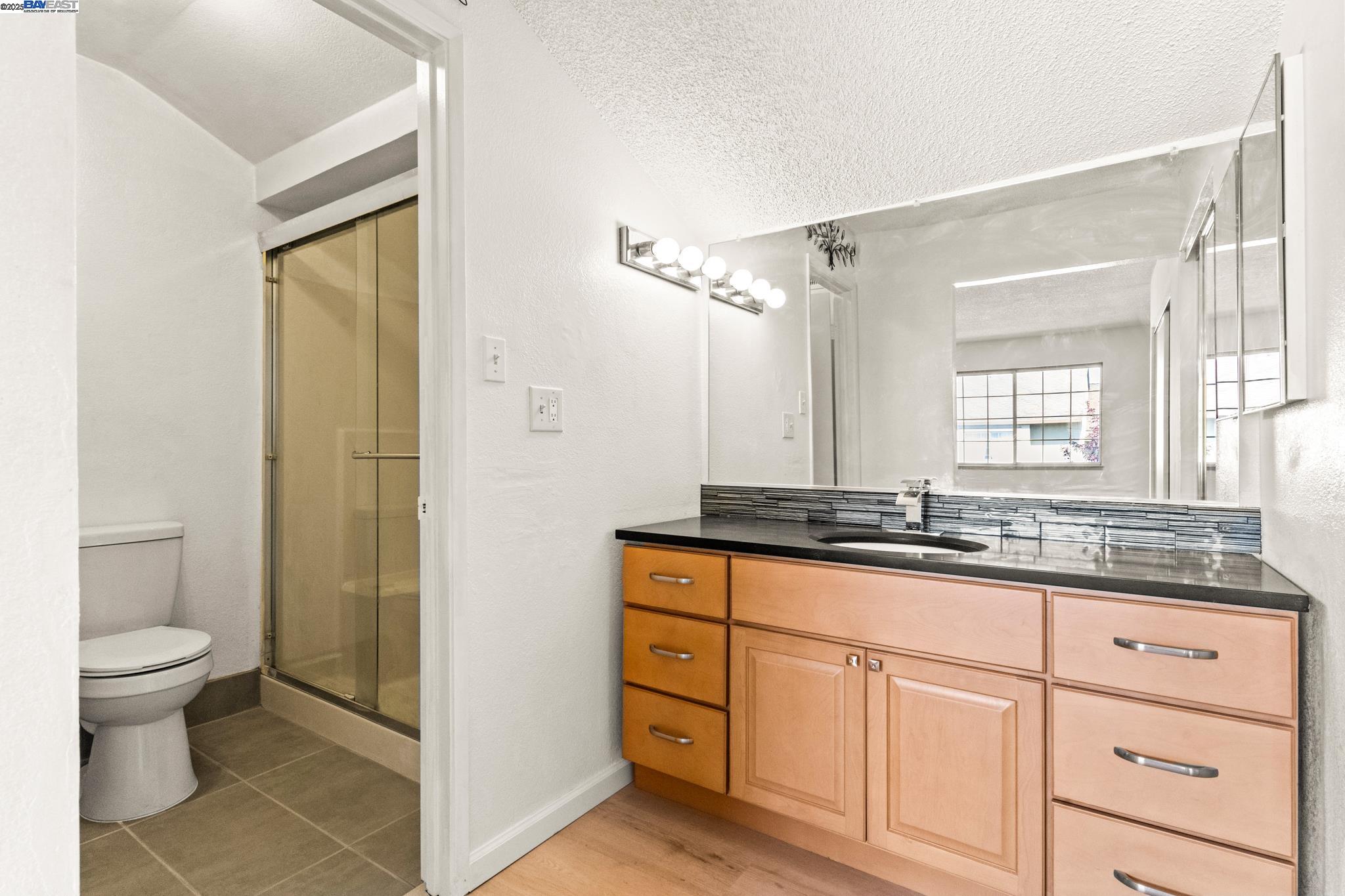 Detail Gallery Image 30 of 41 For 446 Bayview Cir, San Francisco,  CA 94124 - 3 Beds | 2/1 Baths