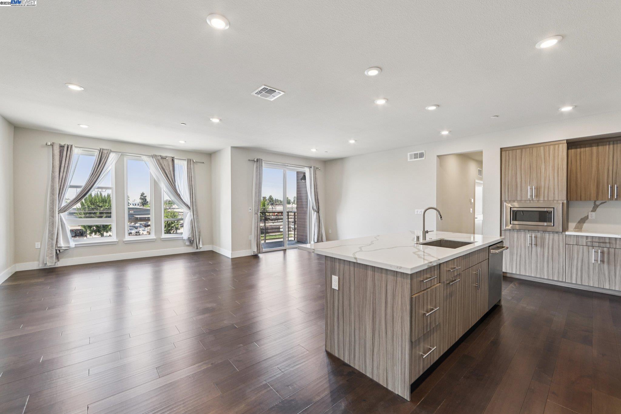 Photo #10: 41099802 Listing: Photo #10