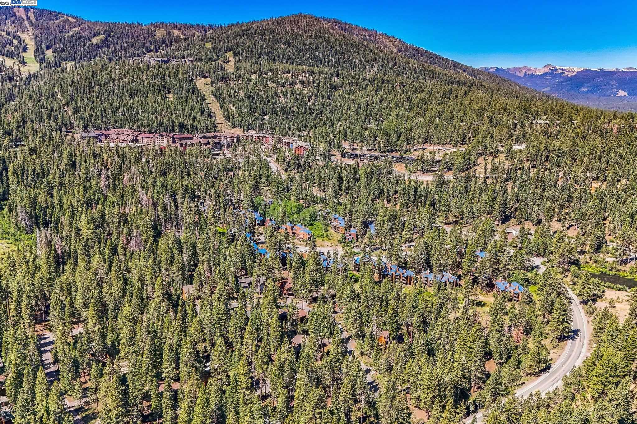 Detail Gallery Image 17 of 18 For 852 Beaver Pond, Truckee,  CA 96161 - 4 Beds | 3 Baths
