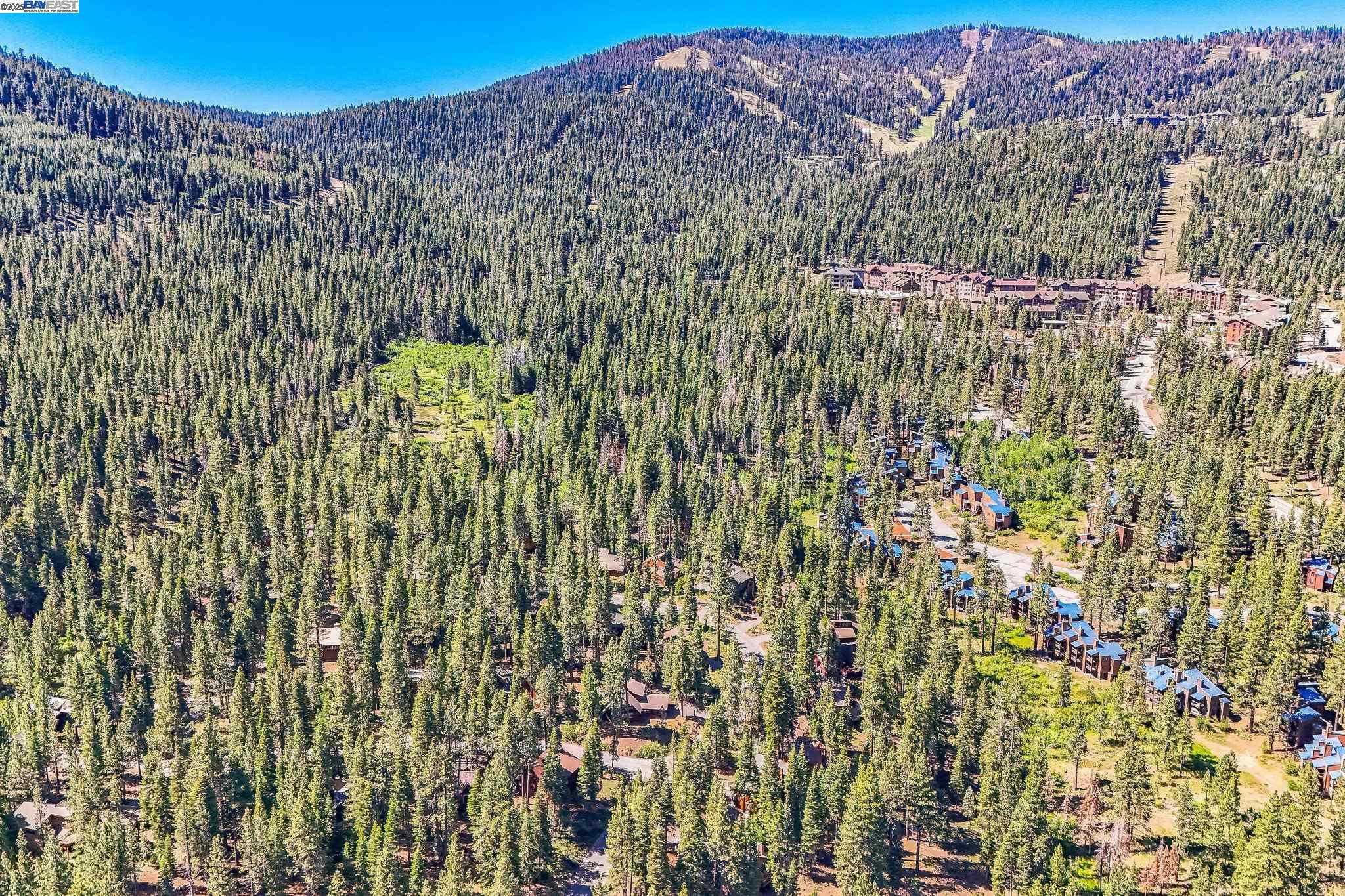 Detail Gallery Image 18 of 18 For 852 Beaver Pond, Truckee,  CA 96161 - 4 Beds | 3 Baths
