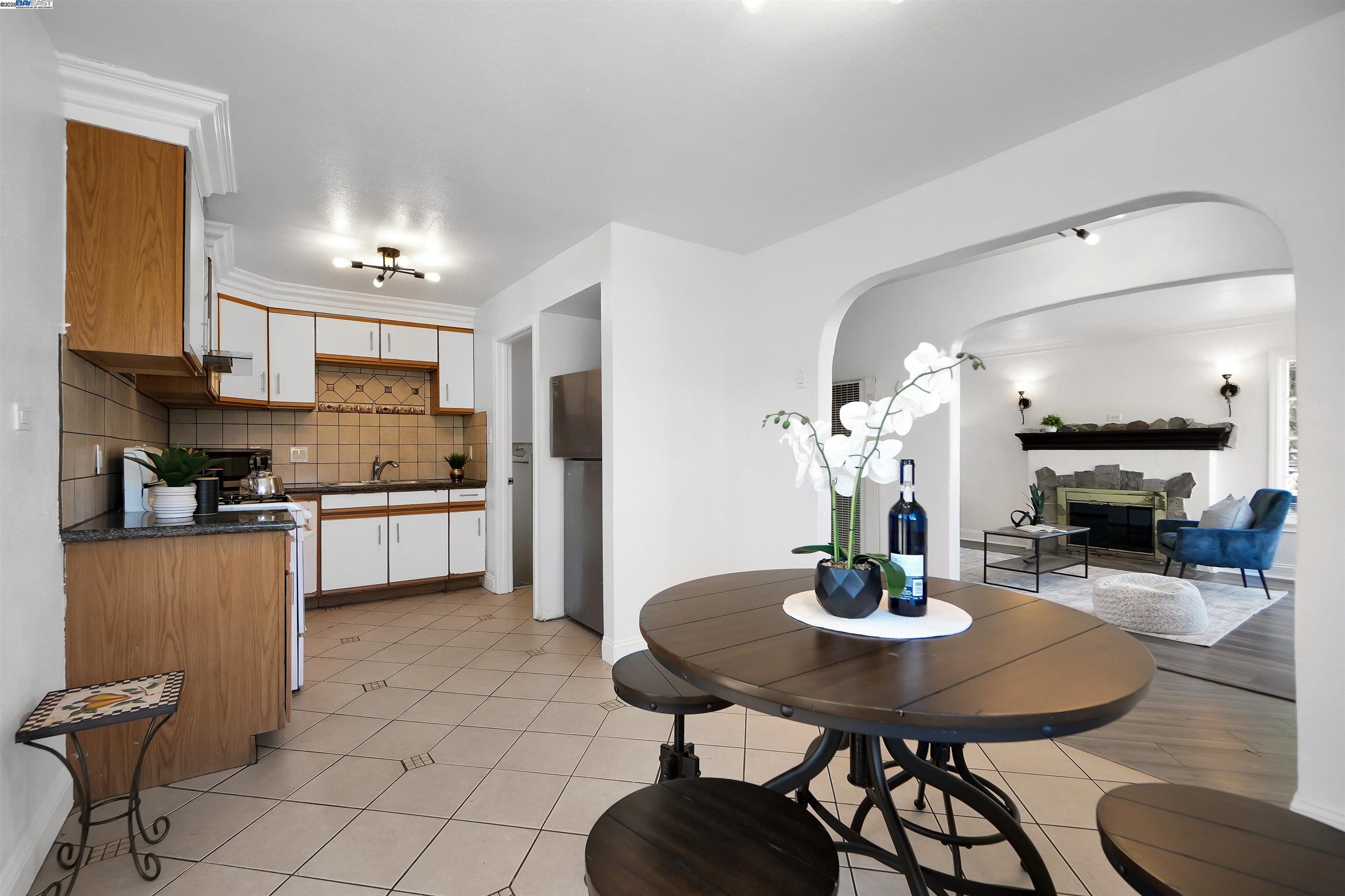Detail Gallery Image 16 of 36 For 789 17th Street, Richmond,  CA 94801 - 4 Beds | 2/1 Baths