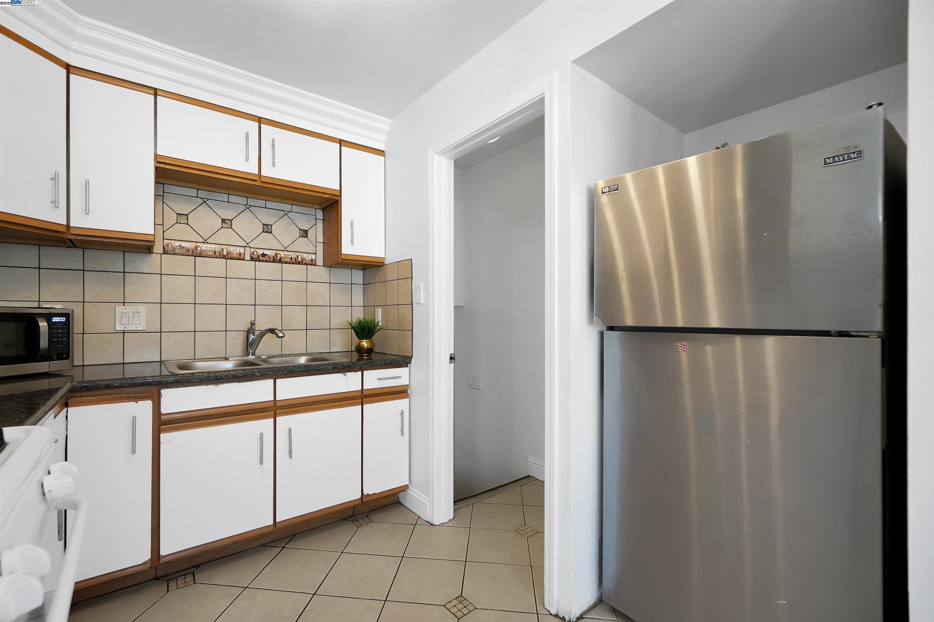 Detail Gallery Image 18 of 36 For 789 17th Street, Richmond,  CA 94801 - 4 Beds | 2/1 Baths