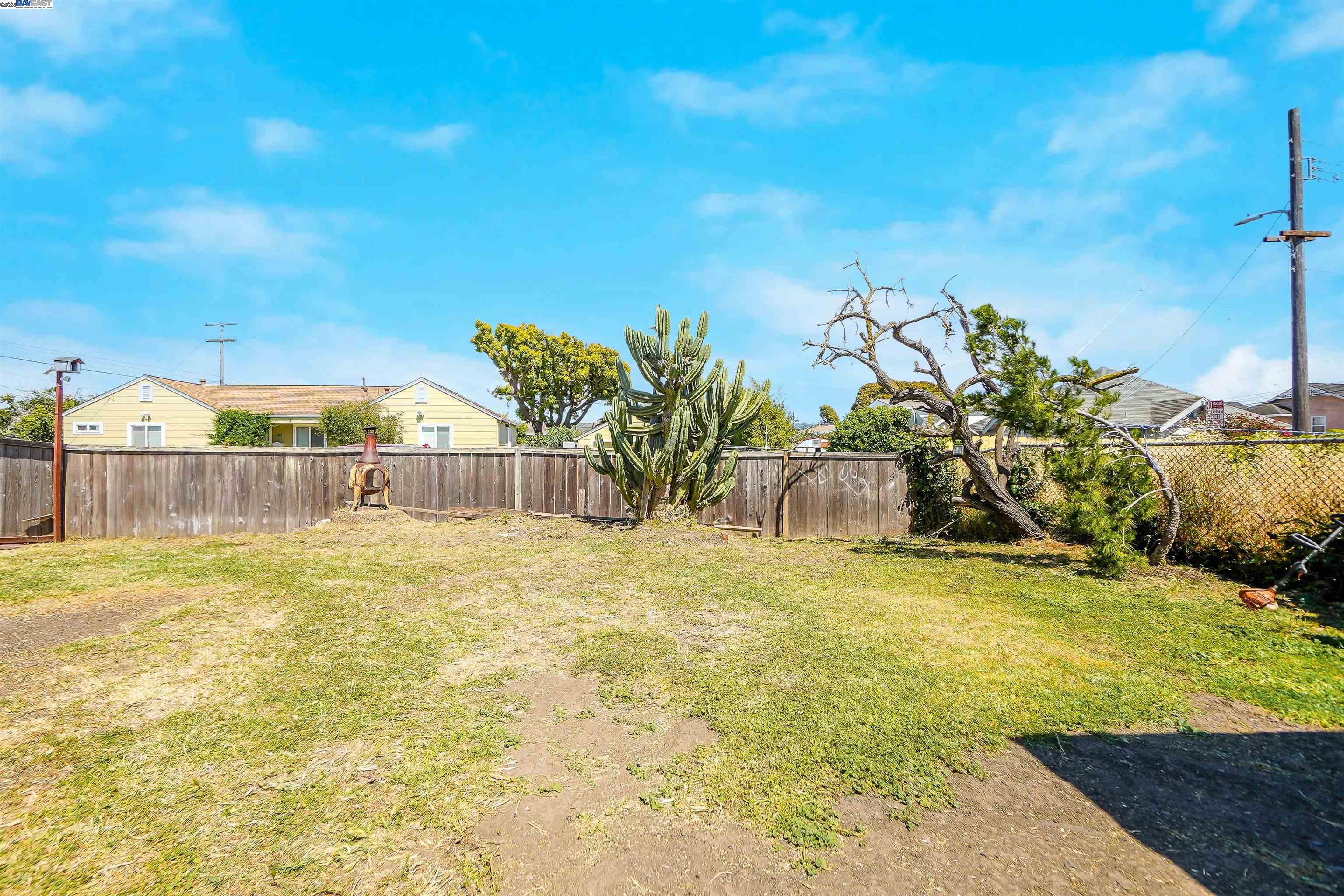 Detail Gallery Image 29 of 36 For 789 17th Street, Richmond,  CA 94801 - 4 Beds | 2/1 Baths