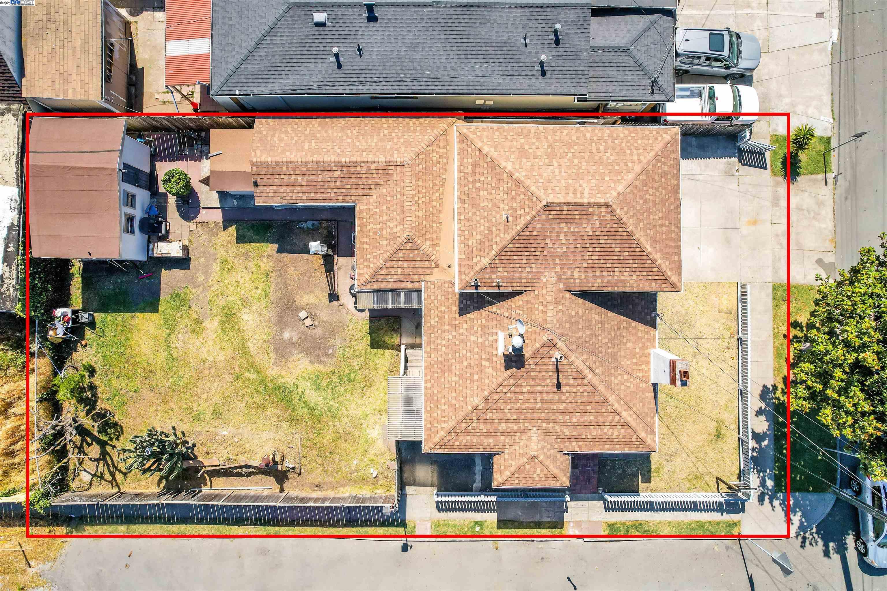 Detail Gallery Image 34 of 36 For 789 17th Street, Richmond,  CA 94801 - 4 Beds | 2/1 Baths