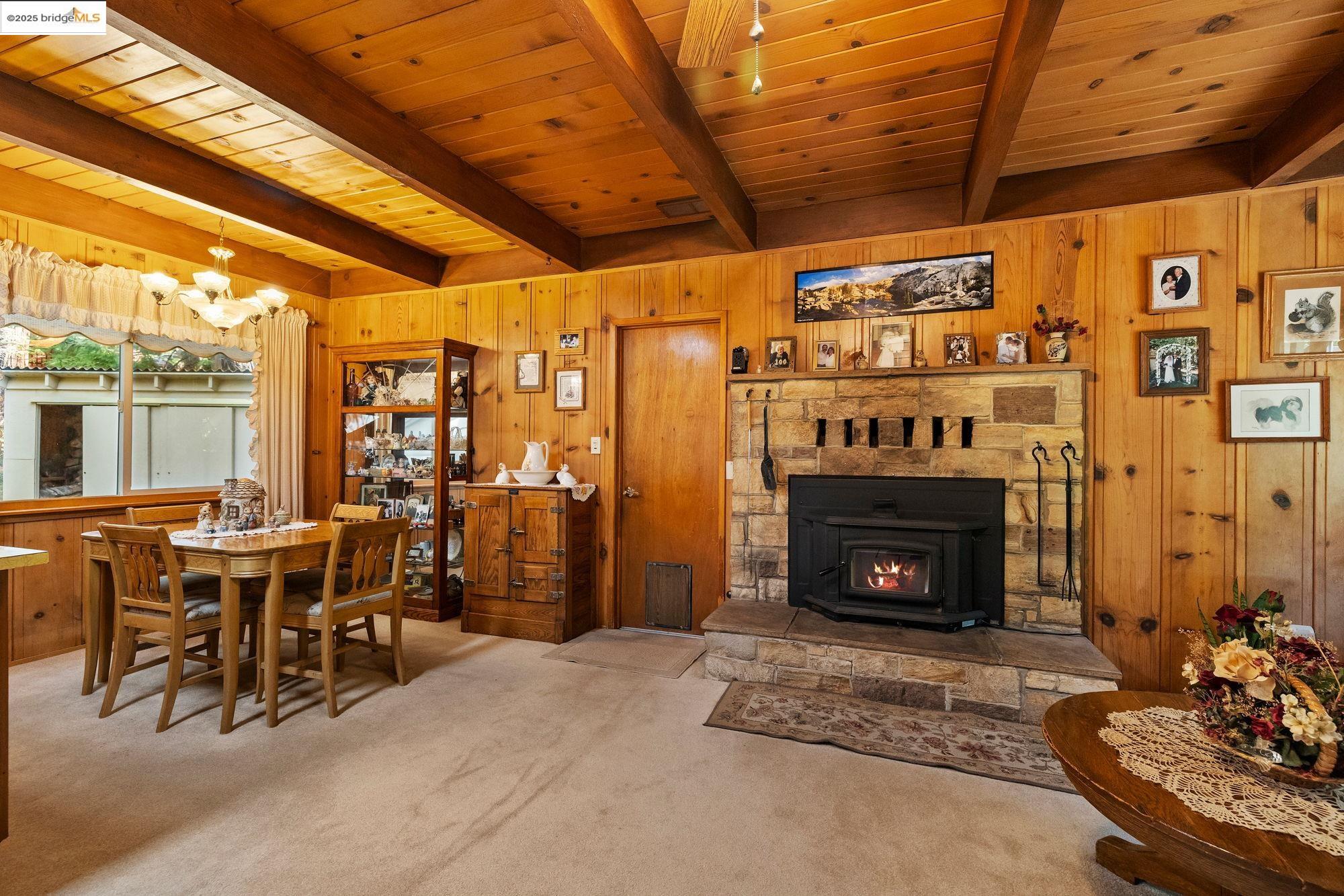 Detail Gallery Image 11 of 50 For 24250 Nuka Ct, Mi Wuk Village,  CA 95346 - 3 Beds | 2 Baths