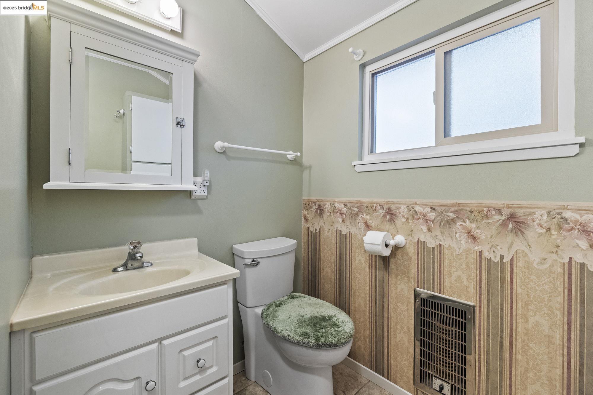 Detail Gallery Image 22 of 50 For 24250 Nuka Ct, Mi Wuk Village,  CA 95346 - 3 Beds | 2 Baths