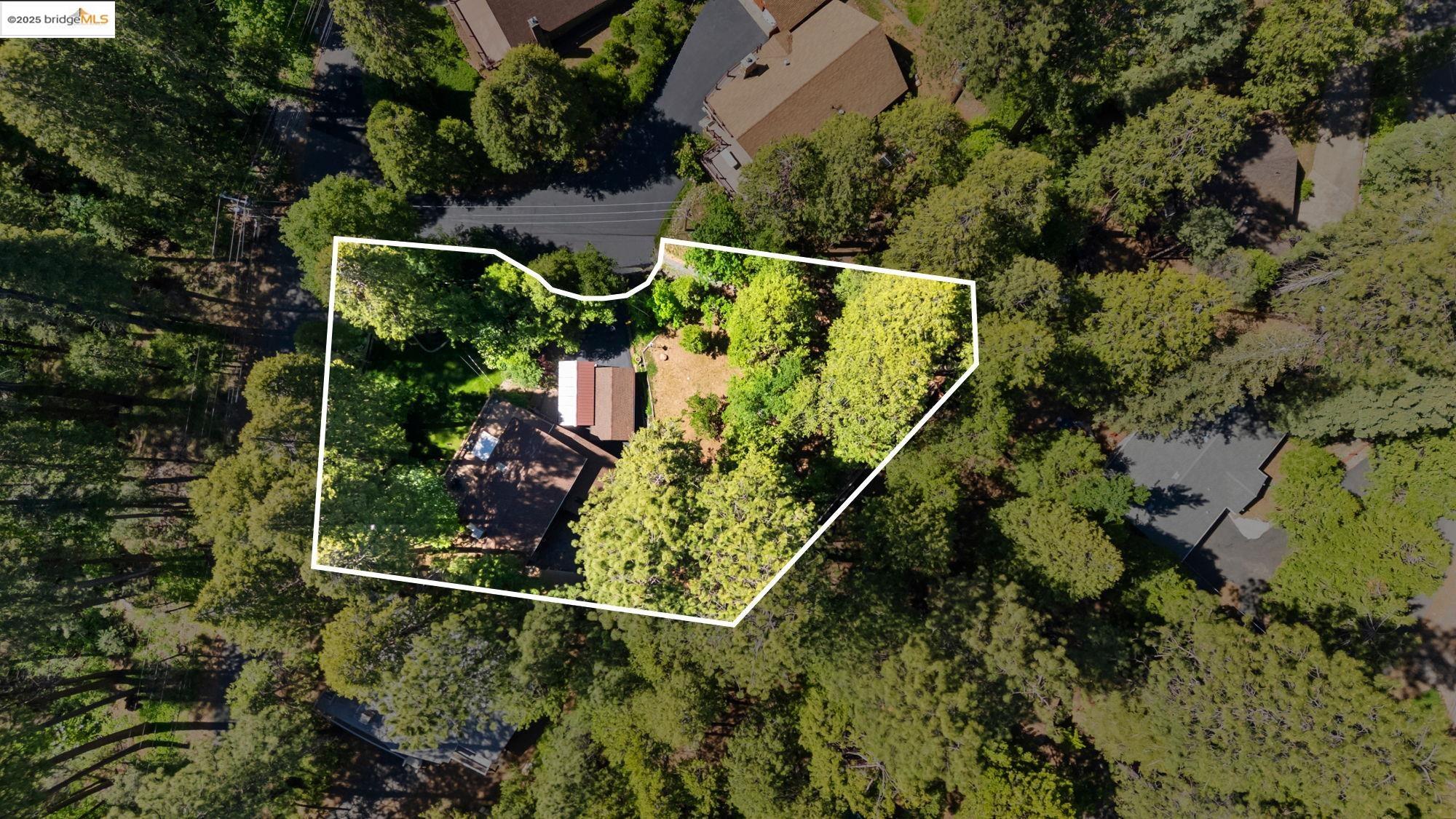 Detail Gallery Image 5 of 50 For 24250 Nuka Ct, Mi Wuk Village,  CA 95346 - 3 Beds | 2 Baths