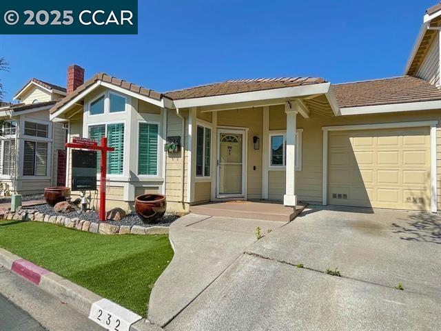 Detail Gallery Image 1 of 1 For 232 Oneil Cir, Hercules,  CA 94547 - 2 Beds | 2 Baths