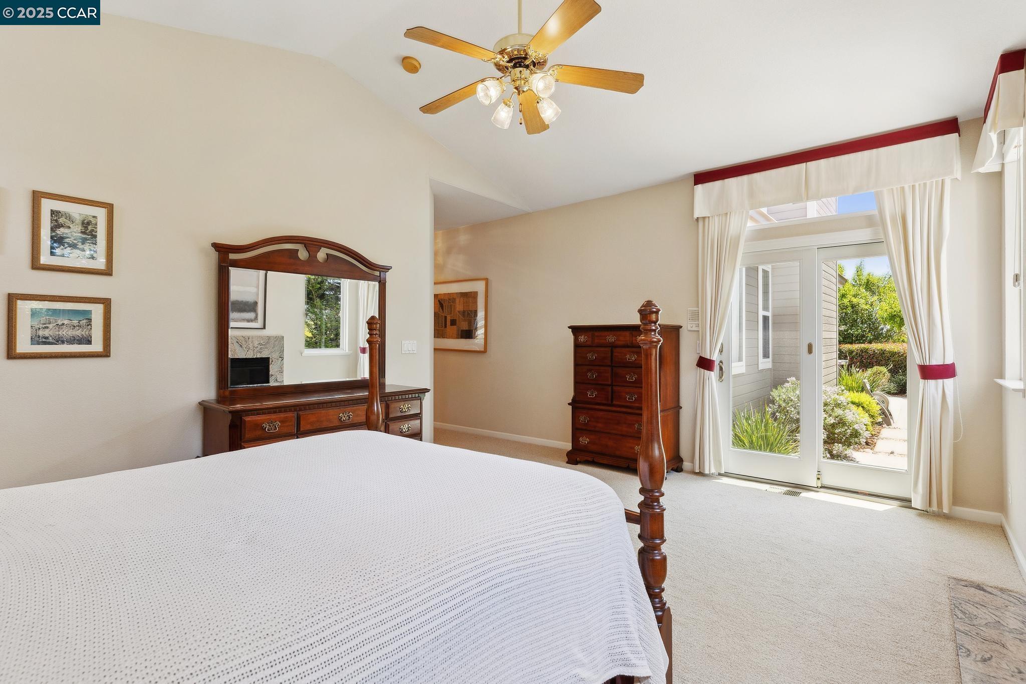 Detail Gallery Image 15 of 38 For 21 Mercury Ct, Pleasant Hill,  CA 94523 - 4 Beds | 2 Baths