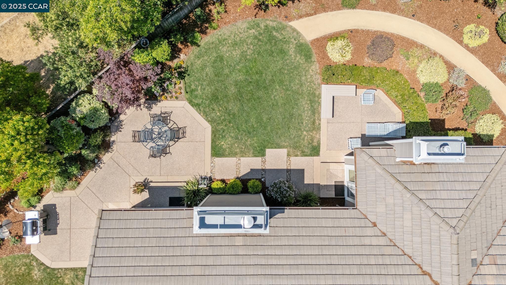 Detail Gallery Image 33 of 38 For 21 Mercury Ct, Pleasant Hill,  CA 94523 - 4 Beds | 2 Baths