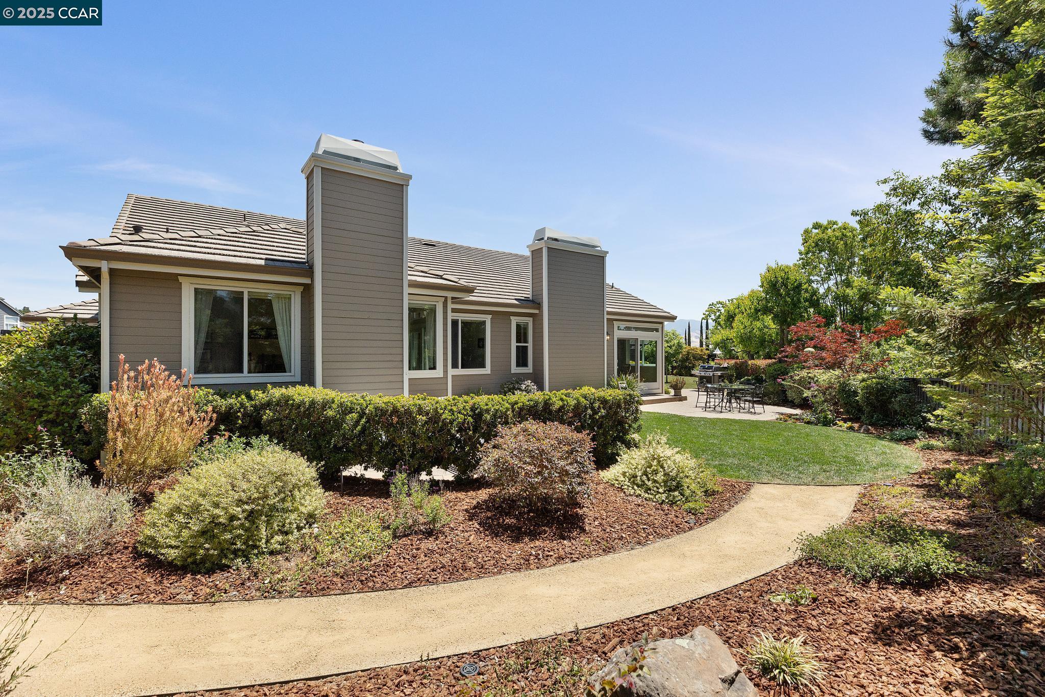 Detail Gallery Image 38 of 38 For 21 Mercury Ct, Pleasant Hill,  CA 94523 - 4 Beds | 2 Baths