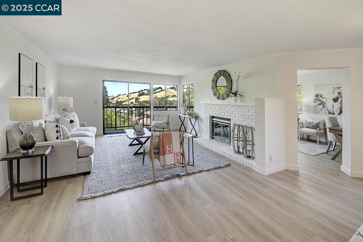 Photo #2: 41099845 Listing 