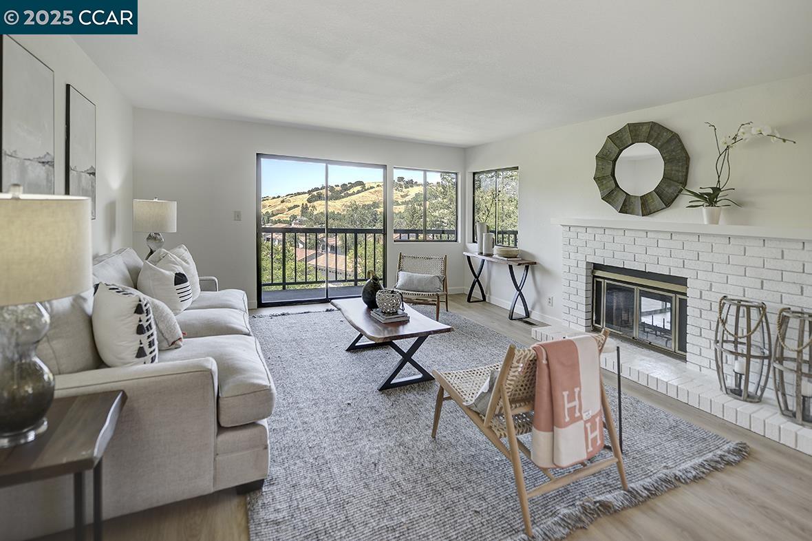 Photo #3: 41099845 Listing 
