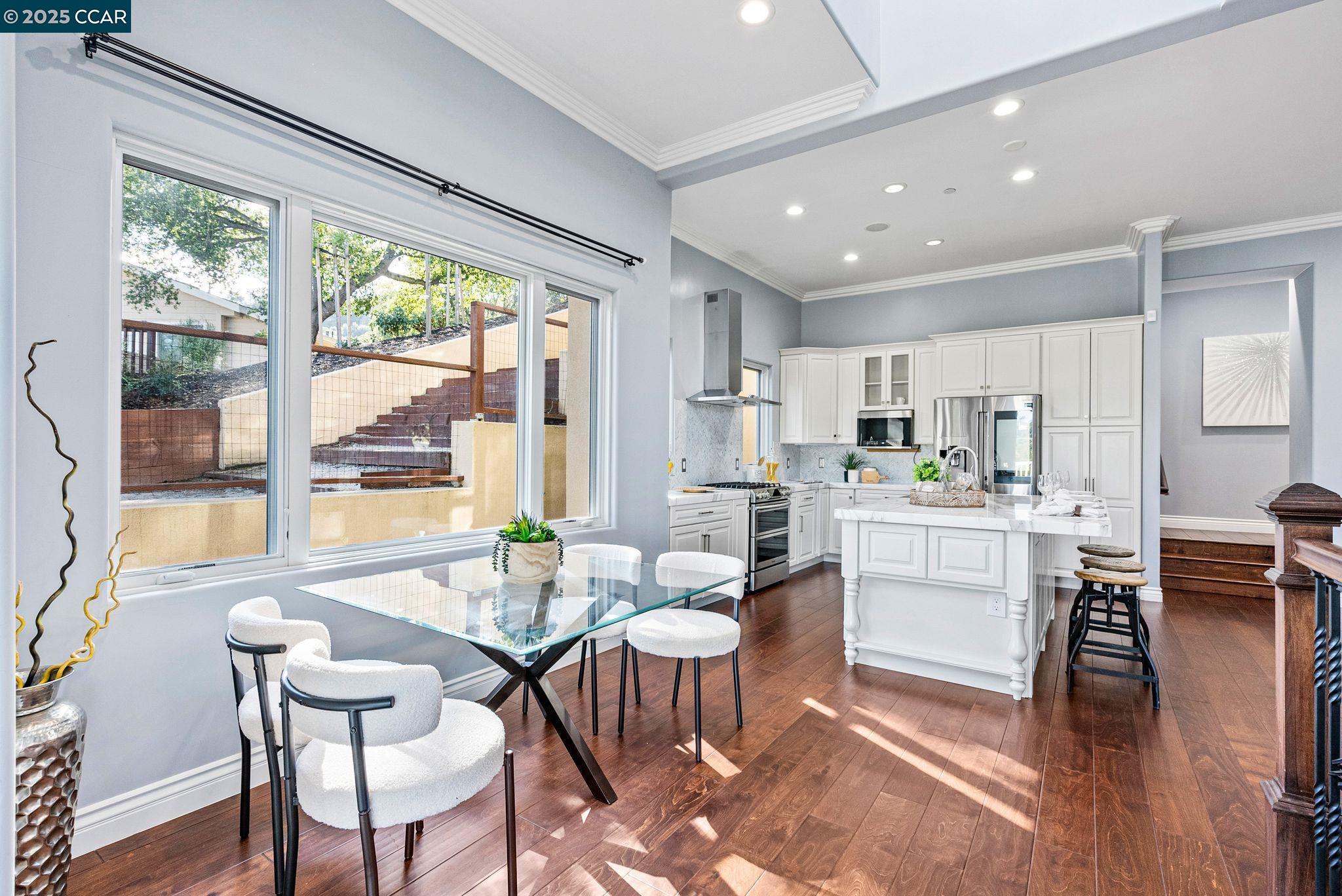 102 Barbara Rd, Orinda, California 94563, 4 Bedrooms Bedrooms, 11 Rooms Rooms,3 BathroomsBathrooms,Residential Lease,For Rent,102 Barbara Rd,41099850