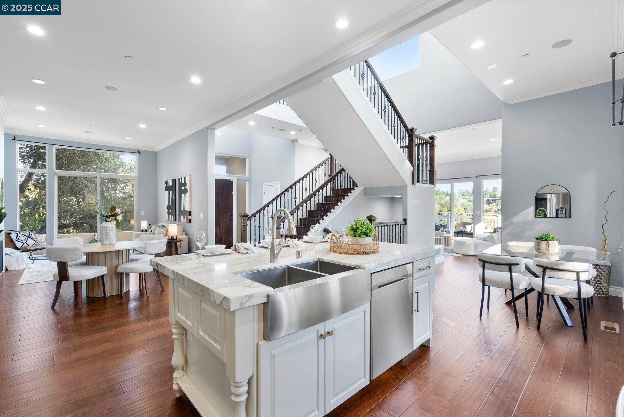 102 Barbara Rd, Orinda, California 94563, 4 Bedrooms Bedrooms, 11 Rooms Rooms,3 BathroomsBathrooms,Residential Lease,For Rent,102 Barbara Rd,41099850