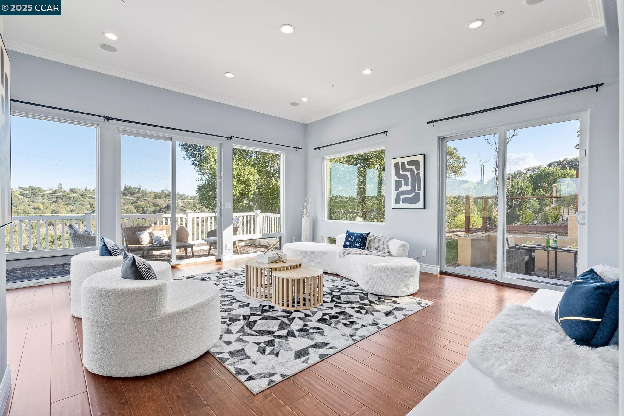 102 Barbara Rd, Orinda, California 94563, 4 Bedrooms Bedrooms, 11 Rooms Rooms,3 BathroomsBathrooms,Residential Lease,For Rent,102 Barbara Rd,41099850