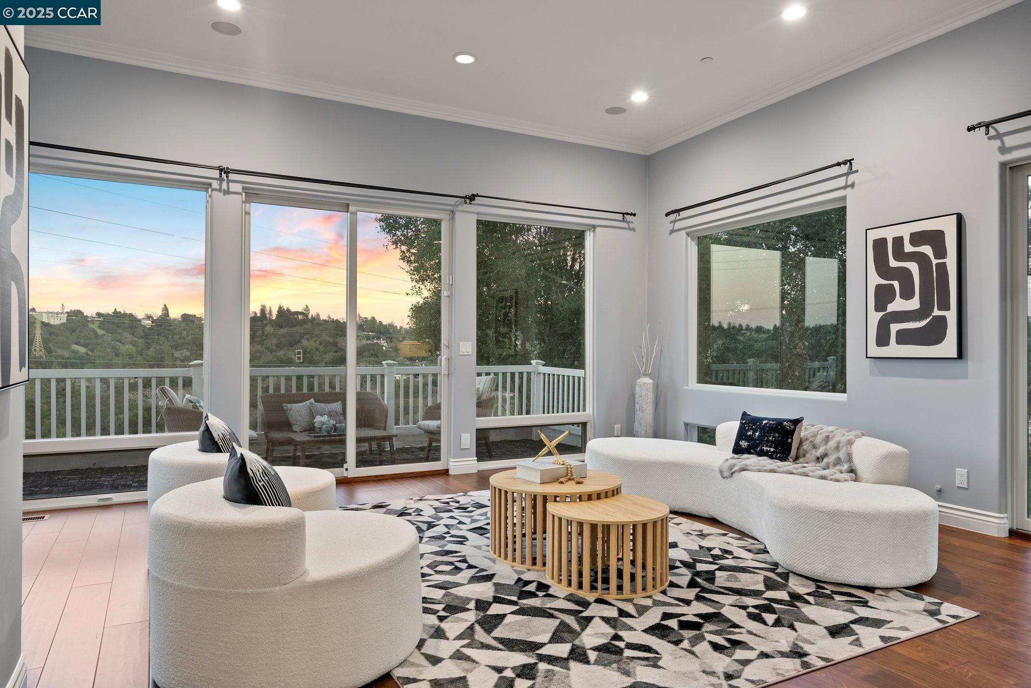 102 Barbara Rd, Orinda, California 94563, 4 Bedrooms Bedrooms, 11 Rooms Rooms,3 BathroomsBathrooms,Residential Lease,For Rent,102 Barbara Rd,41099850
