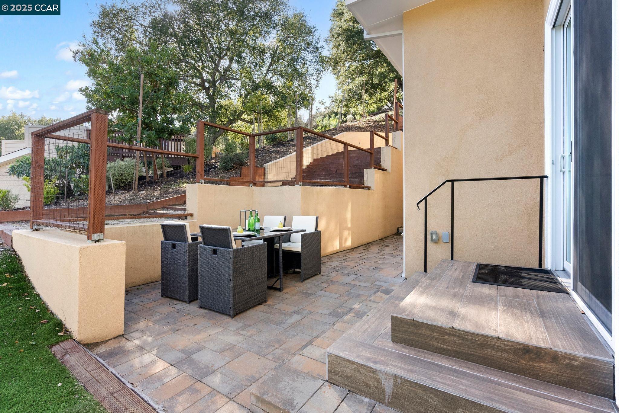 102 Barbara Rd, Orinda, California 94563, 4 Bedrooms Bedrooms, 11 Rooms Rooms,3 BathroomsBathrooms,Residential Lease,For Rent,102 Barbara Rd,41099850