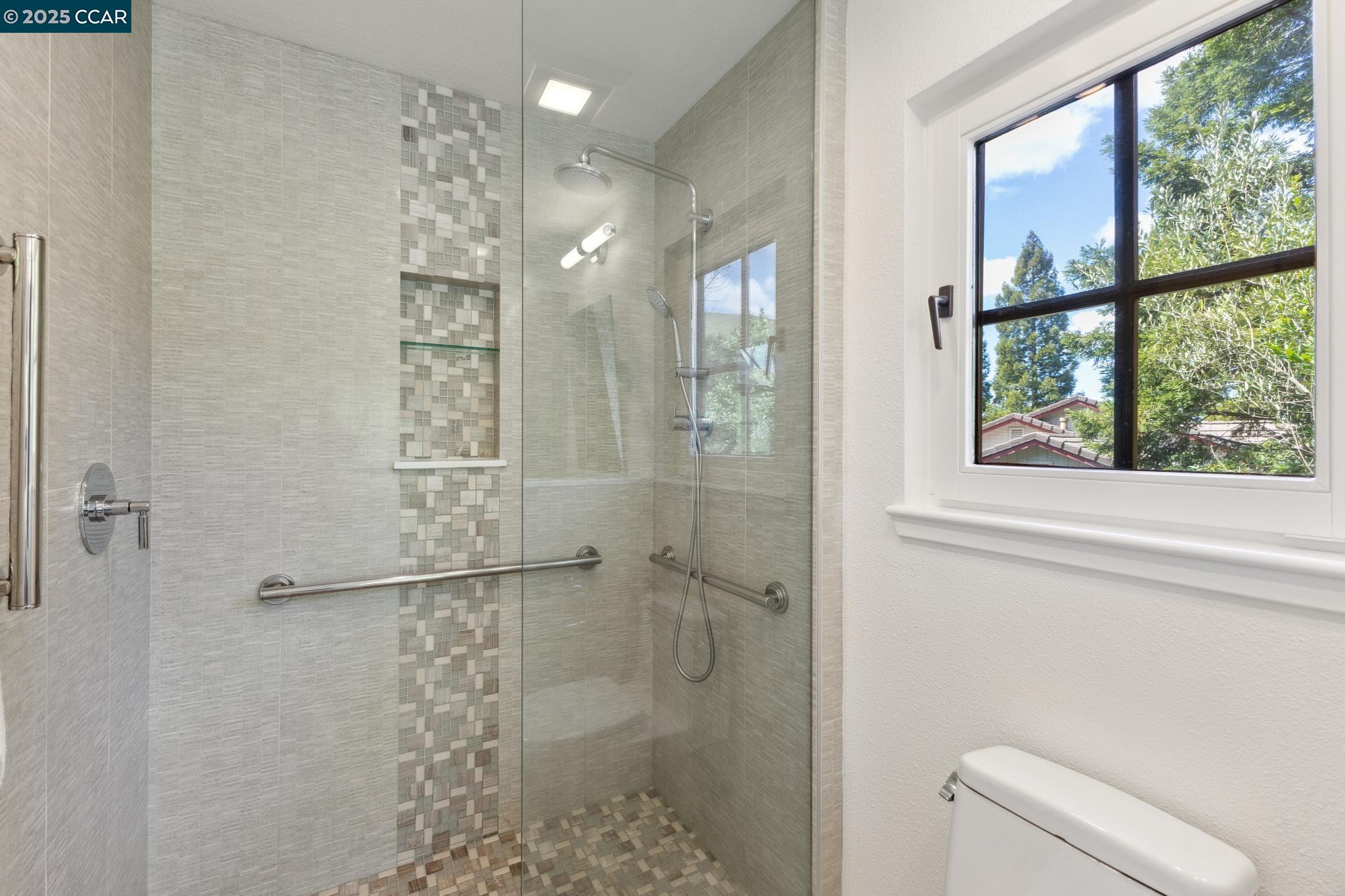 Photo #34: 41099853 Listing: Photo #34