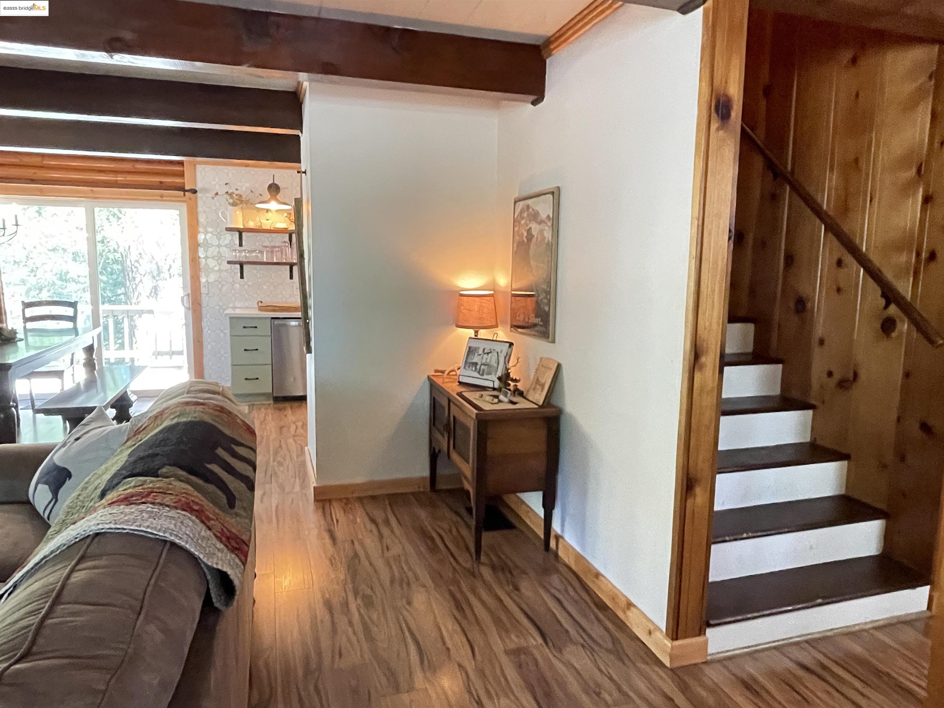 Detail Gallery Image 12 of 58 For 22018 Sunrise Drive, Mi Wuk Village,  CA 95346 - 3 Beds | 2 Baths