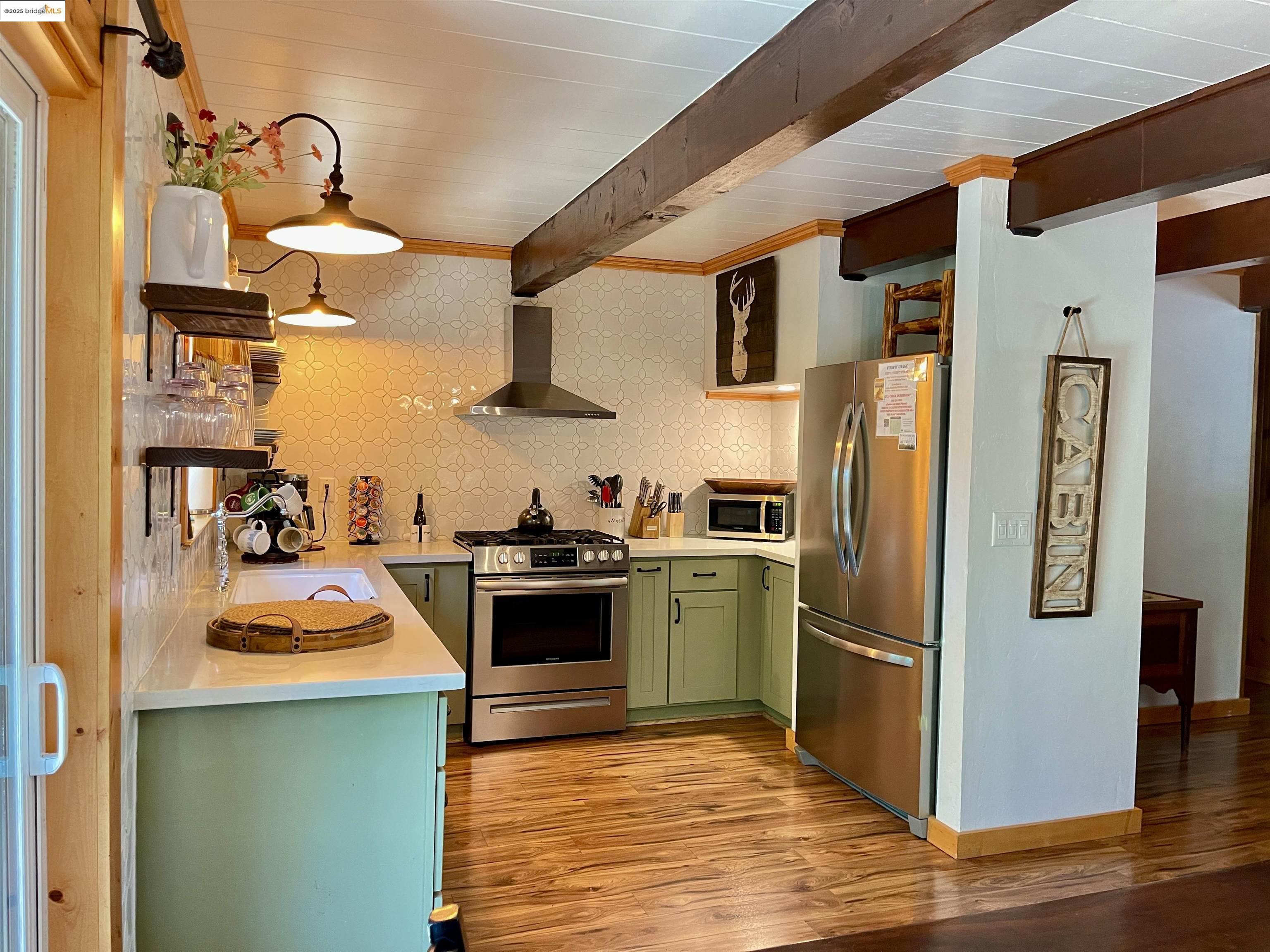 Detail Gallery Image 19 of 58 For 22018 Sunrise Drive, Mi Wuk Village,  CA 95346 - 3 Beds | 2 Baths