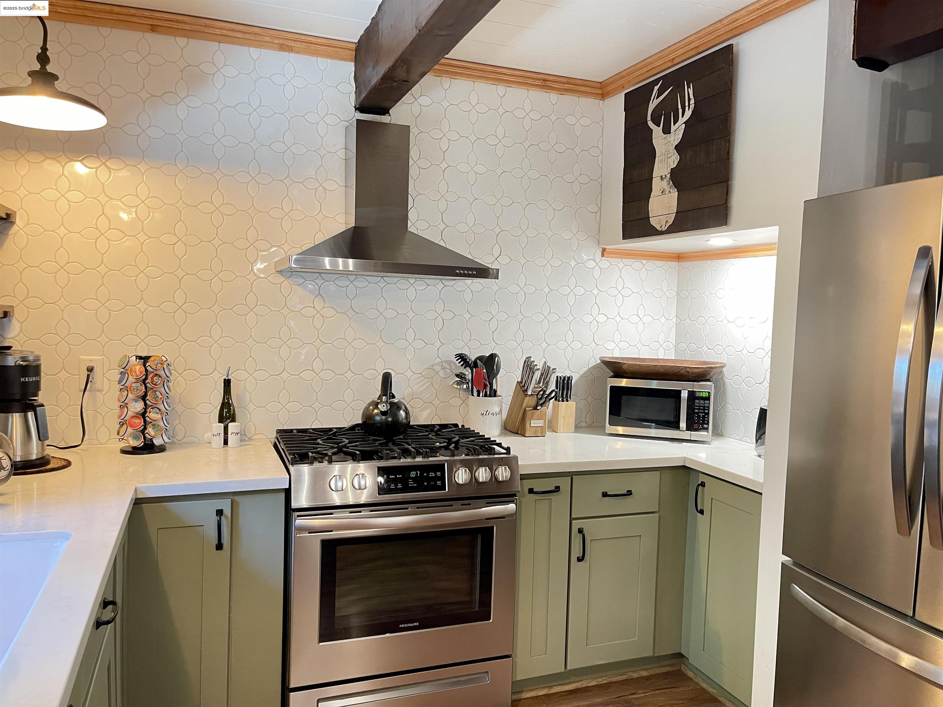 Detail Gallery Image 20 of 58 For 22018 Sunrise Drive, Mi Wuk Village,  CA 95346 - 3 Beds | 2 Baths