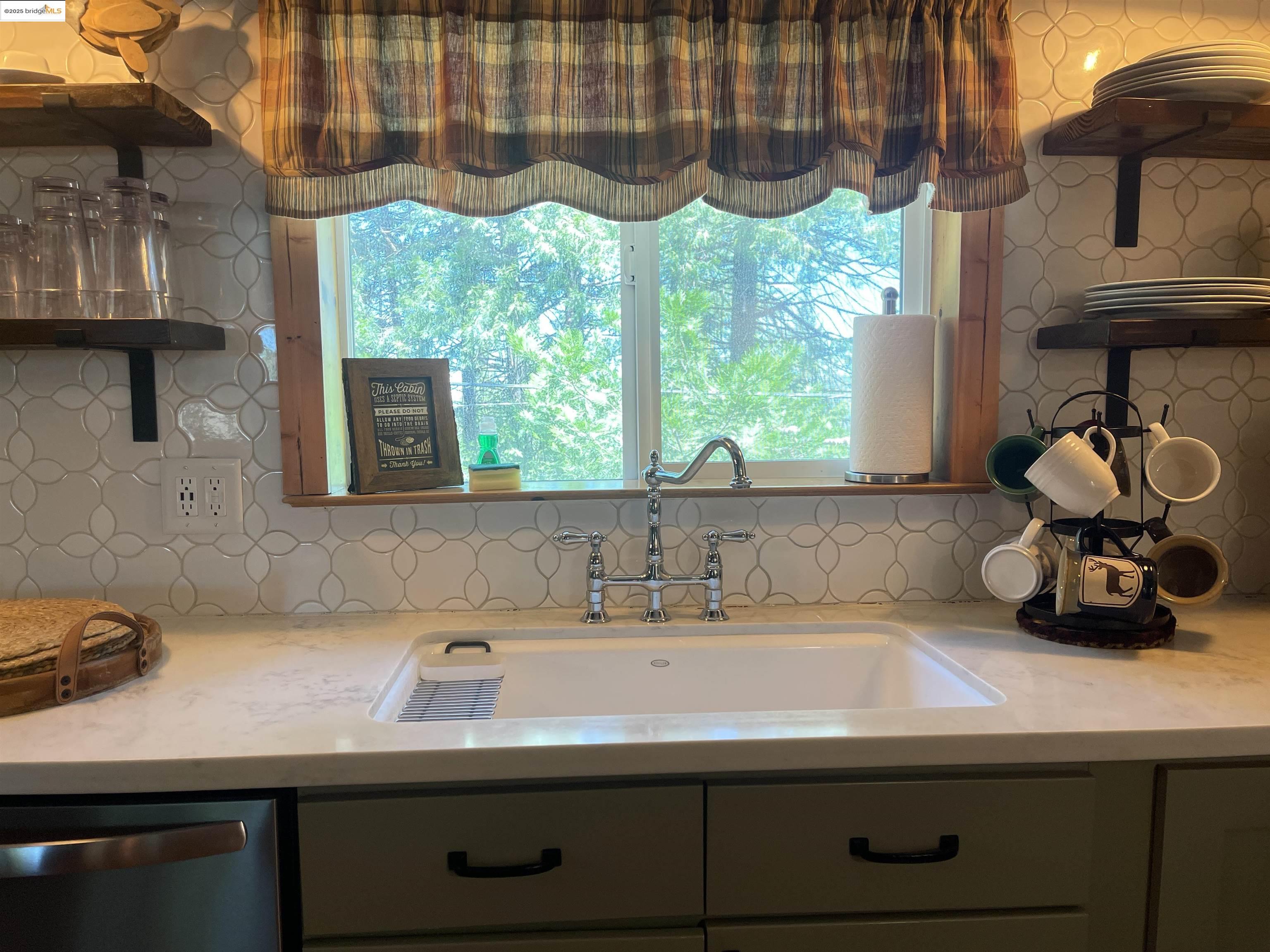 Detail Gallery Image 21 of 58 For 22018 Sunrise Drive, Mi Wuk Village,  CA 95346 - 3 Beds | 2 Baths