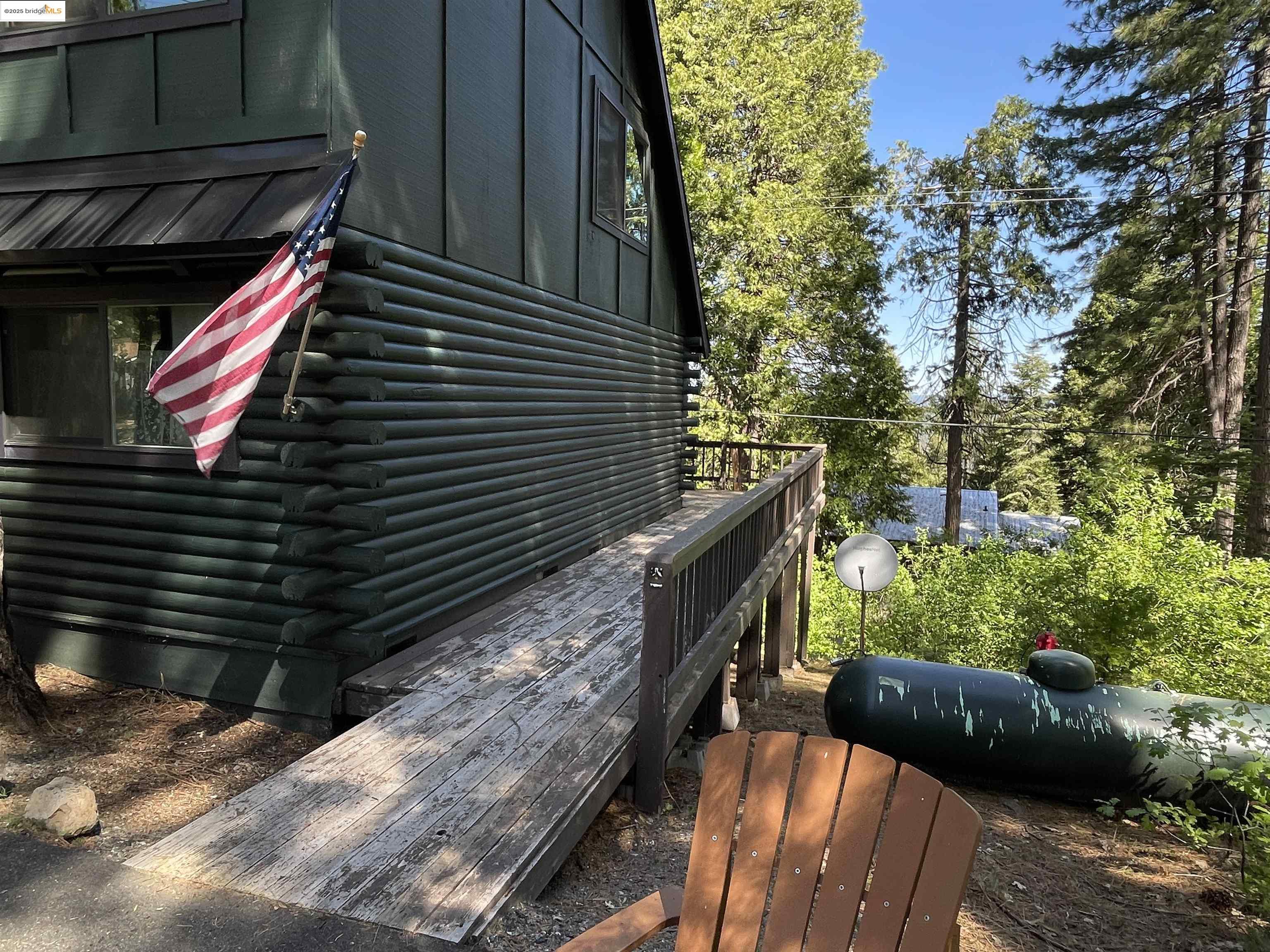 Detail Gallery Image 5 of 58 For 22018 Sunrise Drive, Mi Wuk Village,  CA 95346 - 3 Beds | 2 Baths