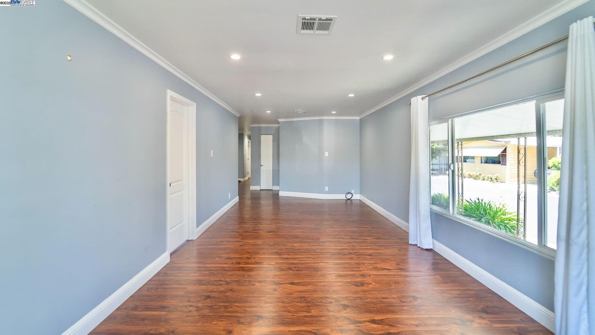 Detail Gallery Image 4 of 17 For 2151 Oakland Rd #444,  San Jose,  CA 95131 - 2 Beds | 2 Baths