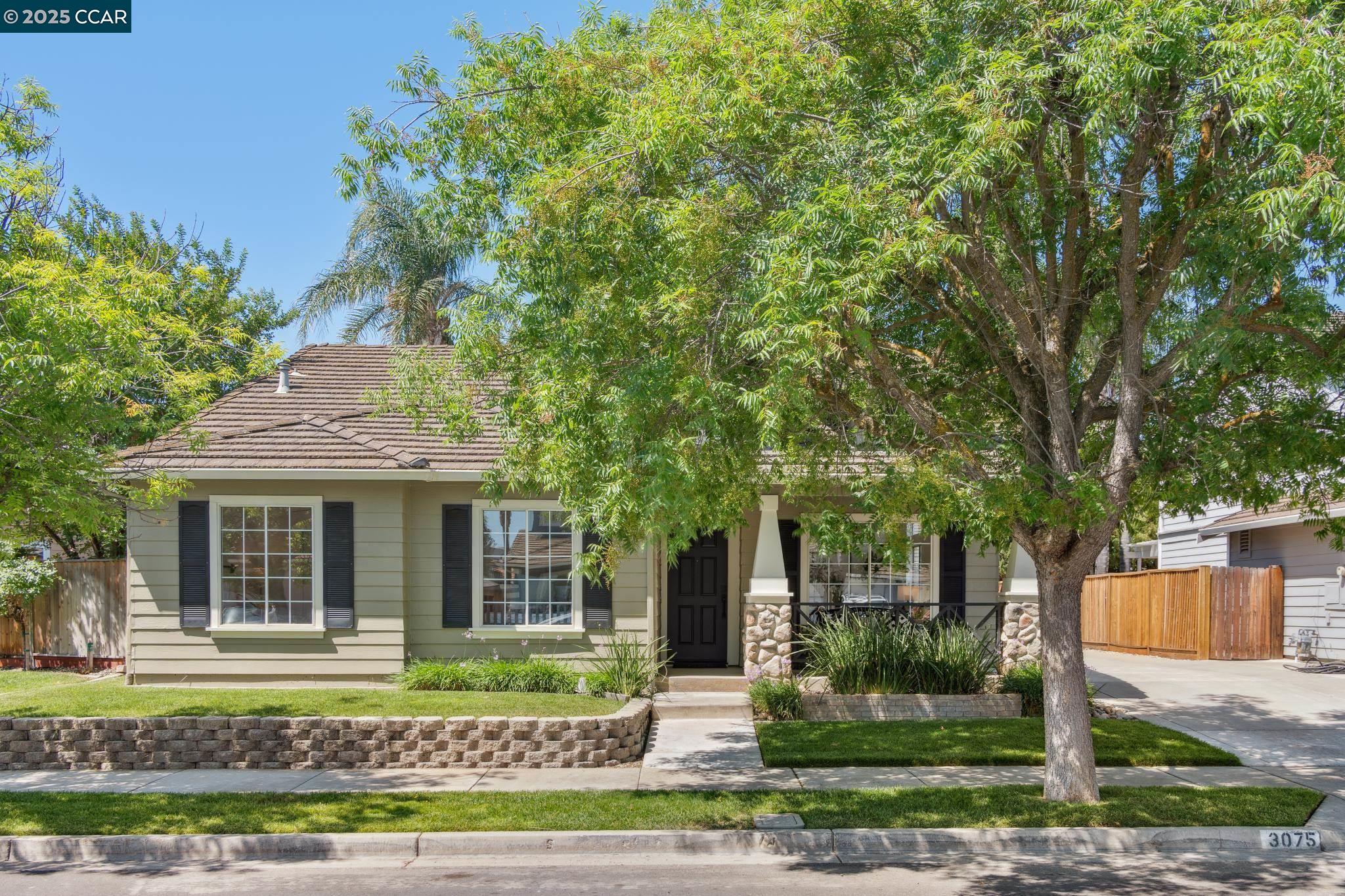 Detail Gallery Image 2 of 60 For 3075 Shiles Loop, Brentwood,  CA 94513 - 3 Beds | 2 Baths