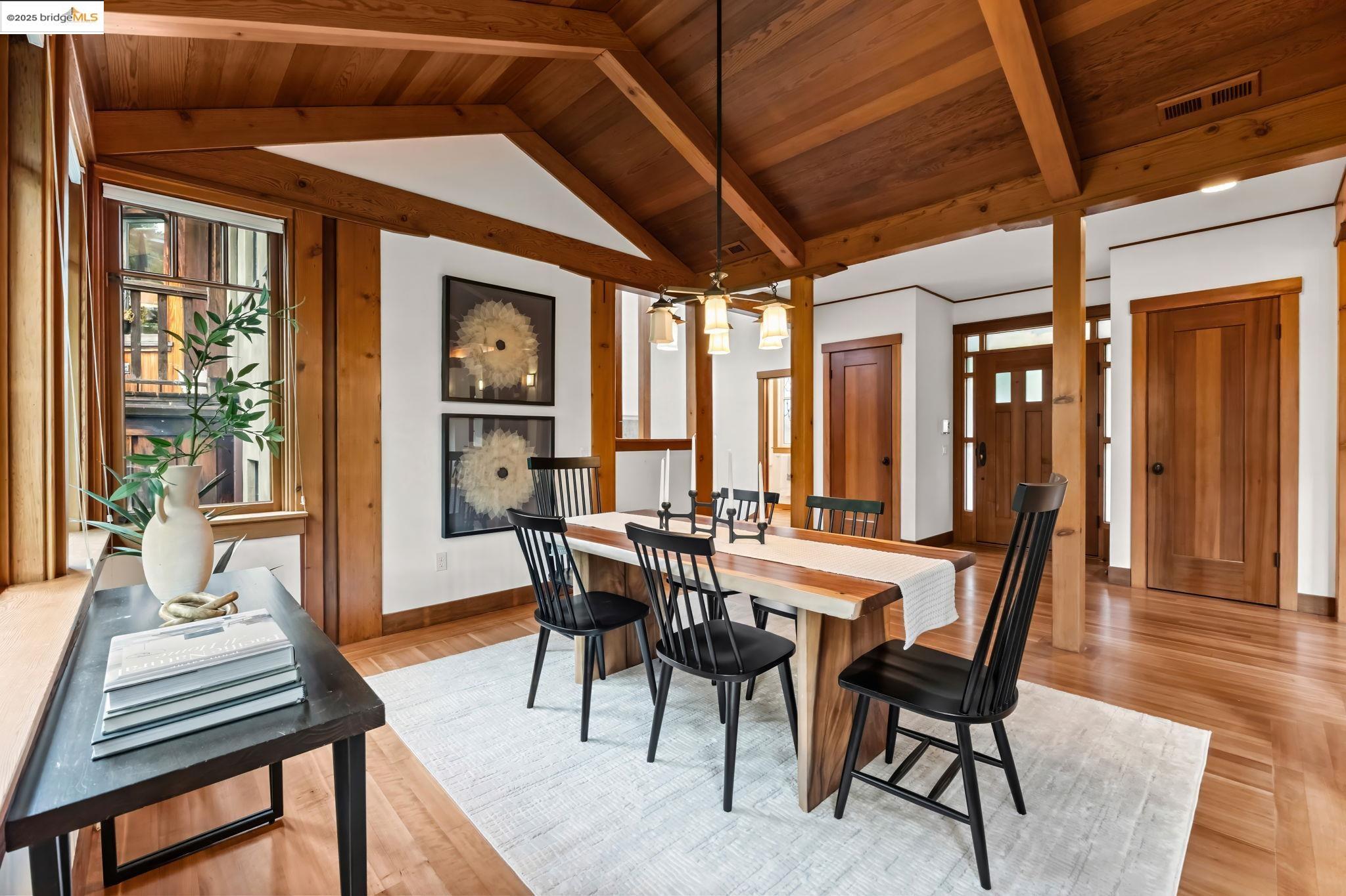 Detail Gallery Image 12 of 52 For 105 Vicente Rd, Berkeley,  CA 94705 - 3 Beds | 3/1 Baths
