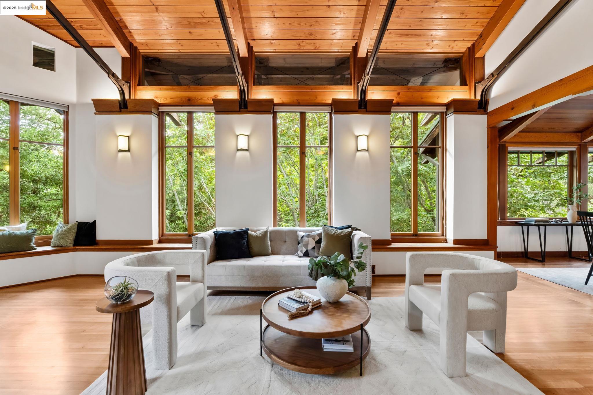 Detail Gallery Image 14 of 52 For 105 Vicente Rd, Berkeley,  CA 94705 - 3 Beds | 3/1 Baths