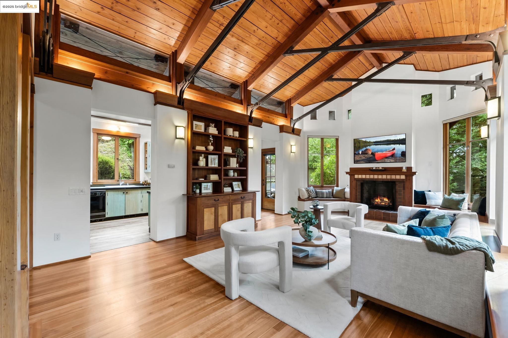 Detail Gallery Image 17 of 52 For 105 Vicente Rd, Berkeley,  CA 94705 - 3 Beds | 3/1 Baths