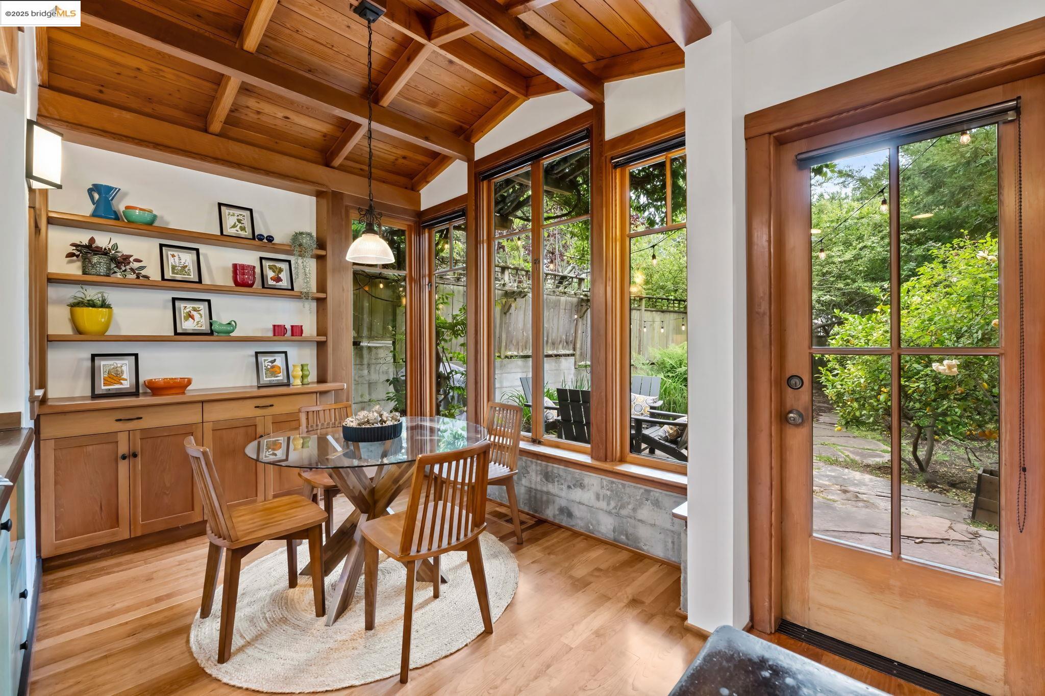 Detail Gallery Image 23 of 52 For 105 Vicente Rd, Berkeley,  CA 94705 - 3 Beds | 3/1 Baths