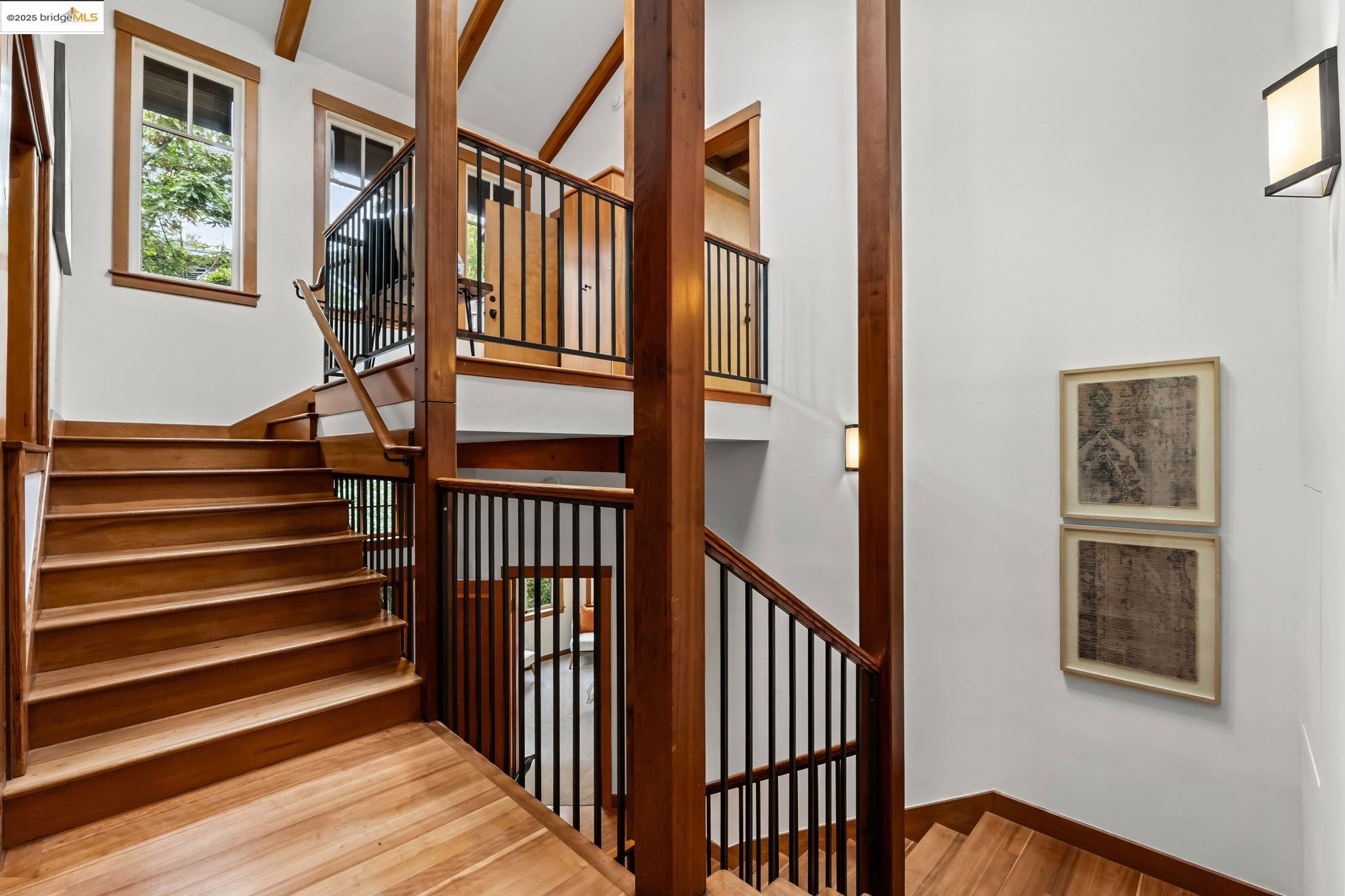 Detail Gallery Image 26 of 52 For 105 Vicente Rd, Berkeley,  CA 94705 - 3 Beds | 3/1 Baths
