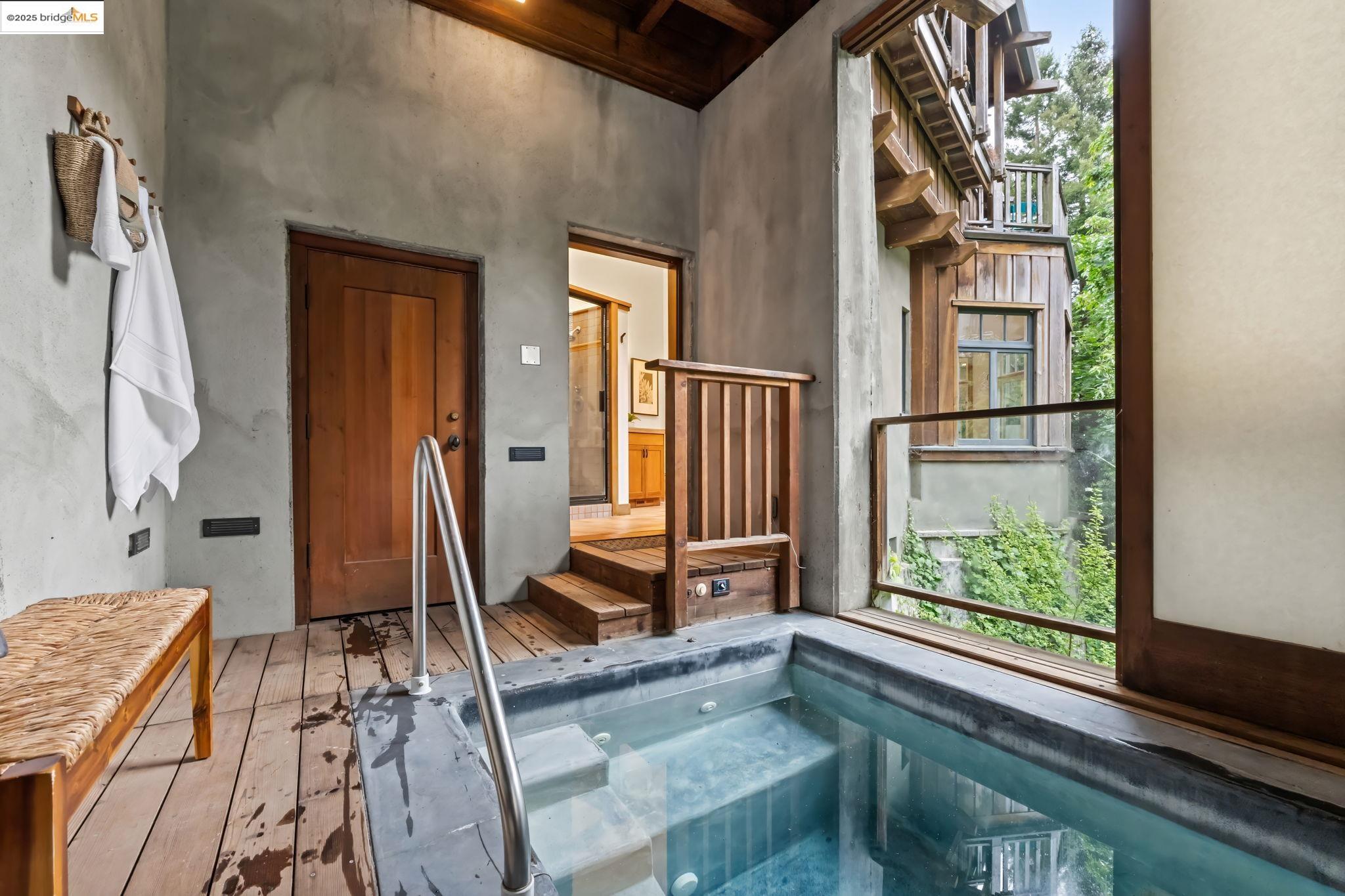 Detail Gallery Image 41 of 52 For 105 Vicente Rd, Berkeley,  CA 94705 - 3 Beds | 3/1 Baths