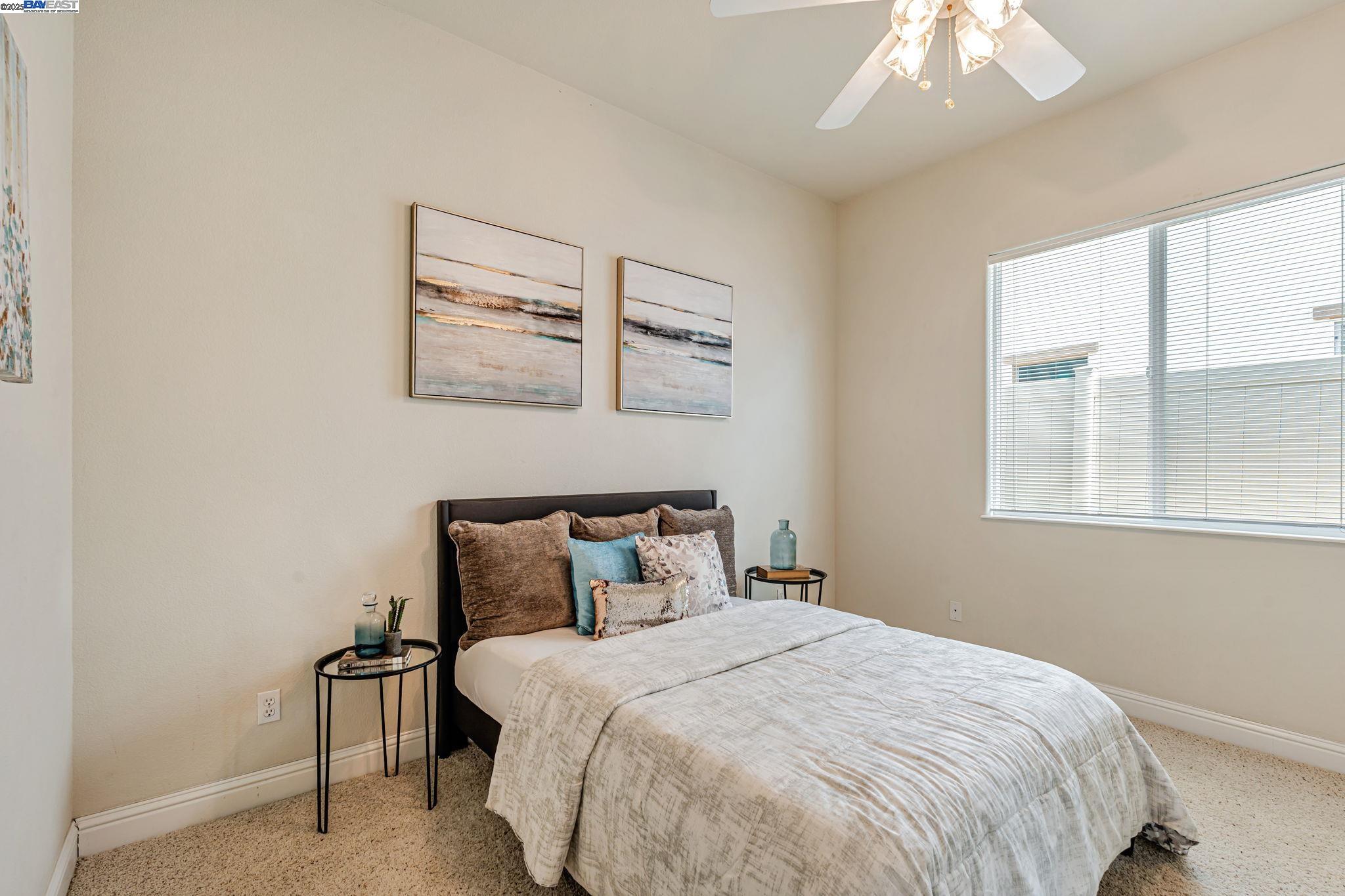 Detail Gallery Image 25 of 60 For 2453 Gardenstone Pl, Manteca,  CA 95336 - 2 Beds | 2/1 Baths