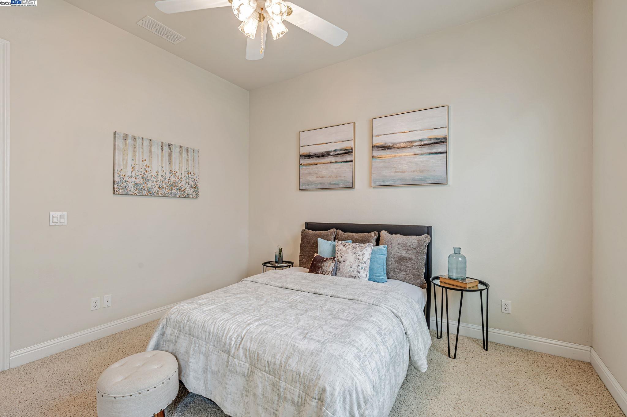 Detail Gallery Image 28 of 60 For 2453 Gardenstone Pl, Manteca,  CA 95336 - 2 Beds | 2/1 Baths