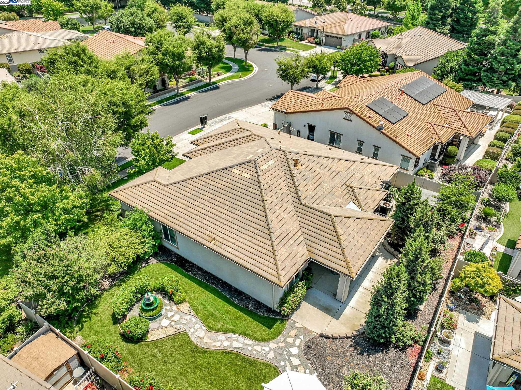 Detail Gallery Image 41 of 60 For 2453 Gardenstone Pl, Manteca,  CA 95336 - 2 Beds | 2/1 Baths
