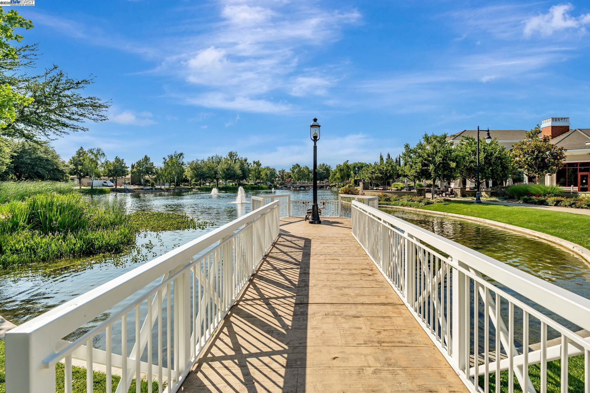 Detail Gallery Image 49 of 60 For 2453 Gardenstone Pl, Manteca,  CA 95336 - 2 Beds | 2/1 Baths