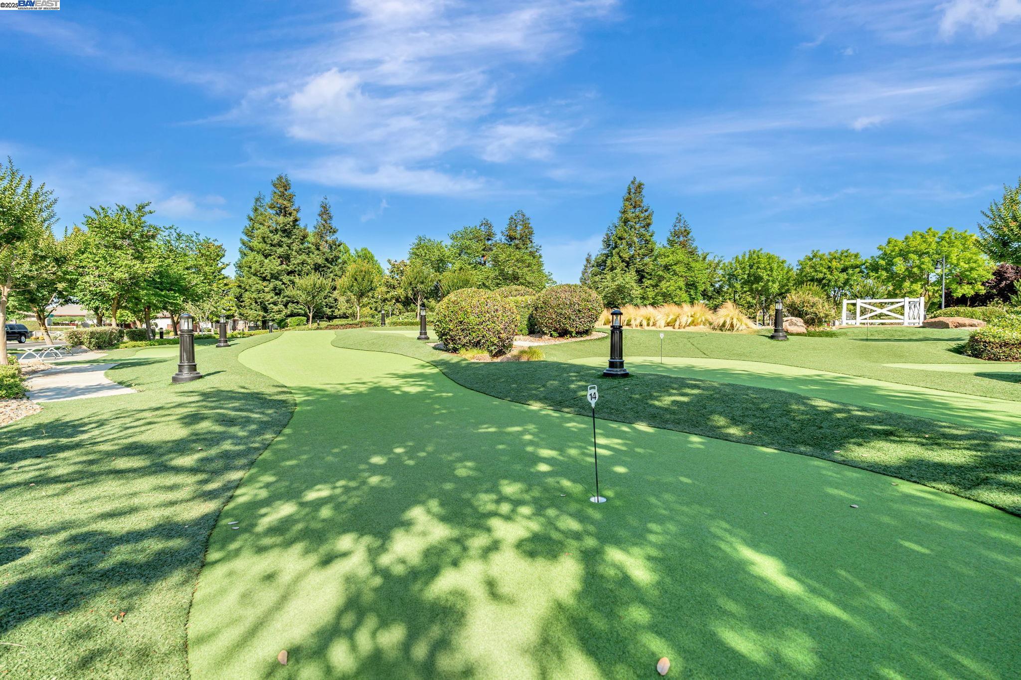 Detail Gallery Image 52 of 60 For 2453 Gardenstone Pl, Manteca,  CA 95336 - 2 Beds | 2/1 Baths